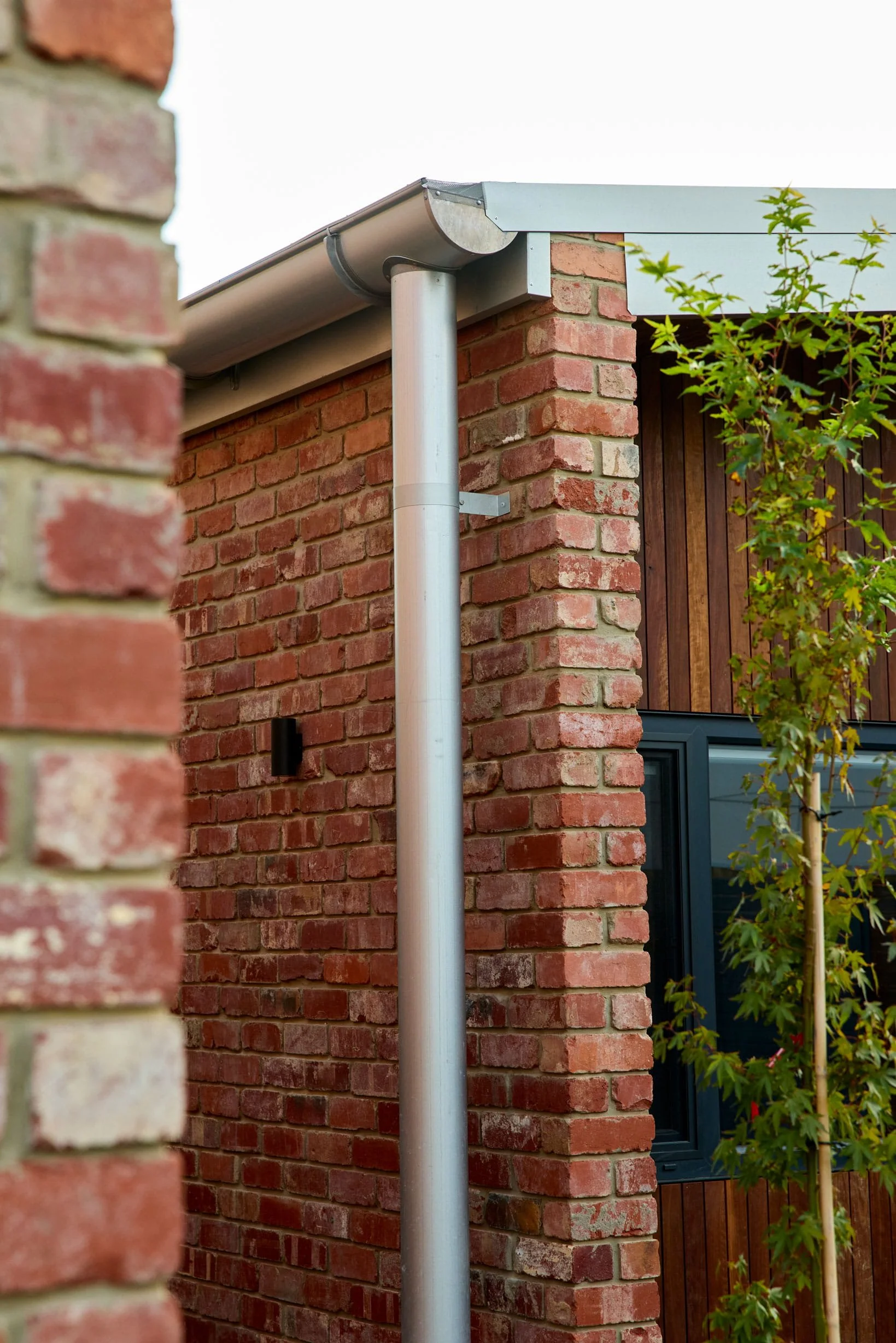 Secret Garden House photo by Light Bulb Studio - gutter