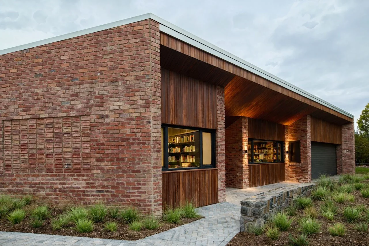 Secret Garden House photo by Light Bulb Studio - facade