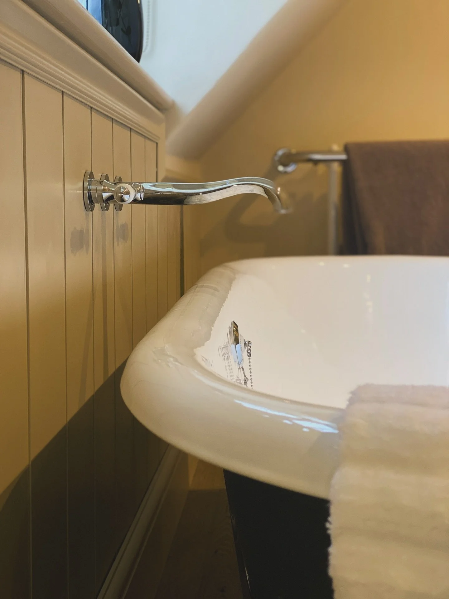 Roll top baths should come with a warning - you may never want to get out! We love it here in a country home we designed in Somerset #timelessappeal #rolltopbath #interiordesign #calmluxury #bathroomdesigns