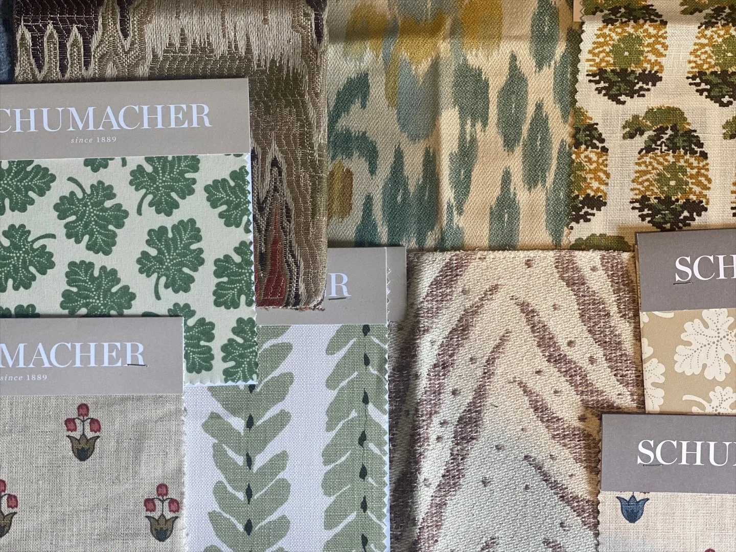 I just can&rsquo;t resist a print! Thank you @schumacher_uk for these gorgeous samples, looking forward to getting them into some new schemes #interiorsinspiration #interiordesign #upholstery #fabrics #designdetails