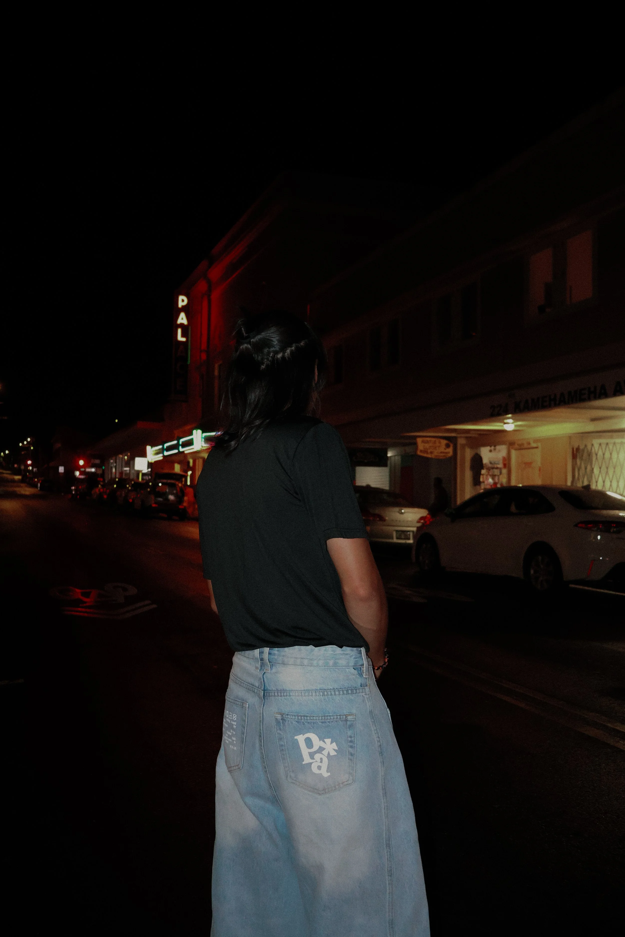 "Author + Finisher*" Barrel Jeans