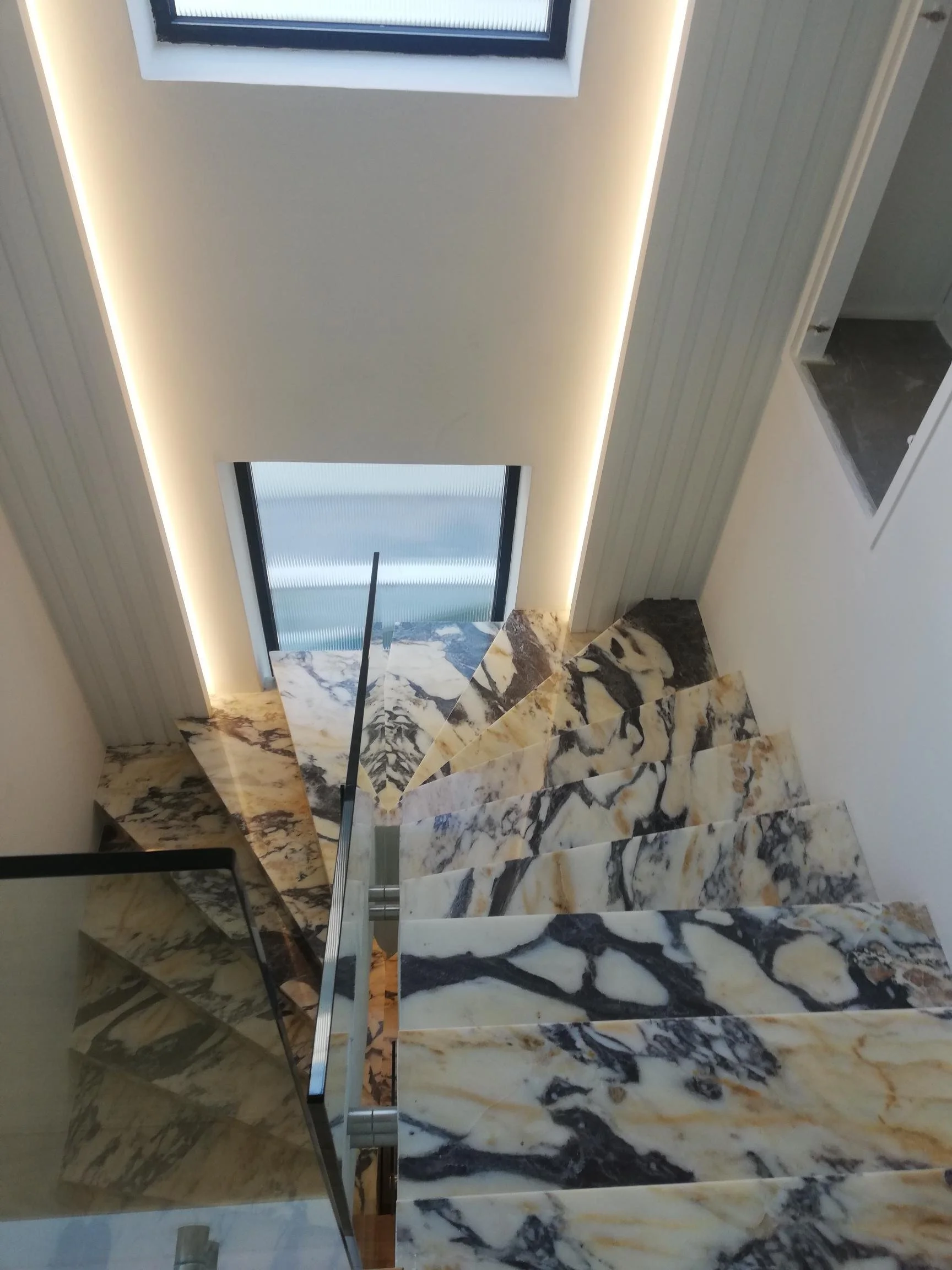 airbnb stairs