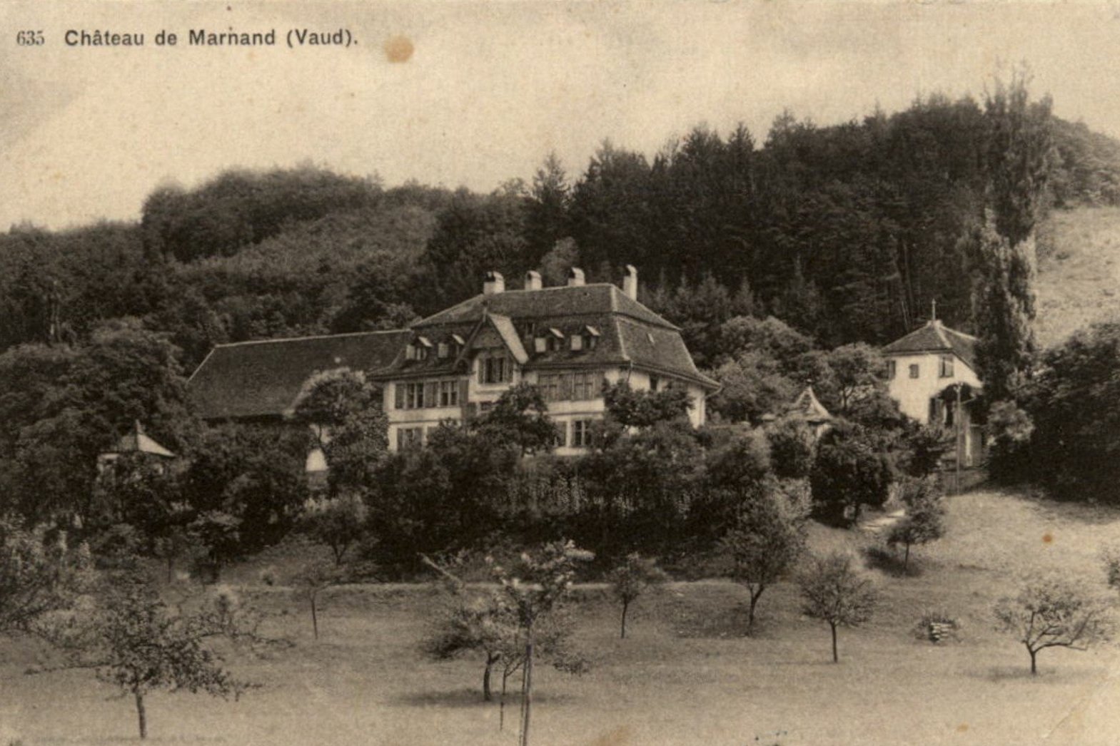 635+Chateau+de+Marnand+Vaud.jpg