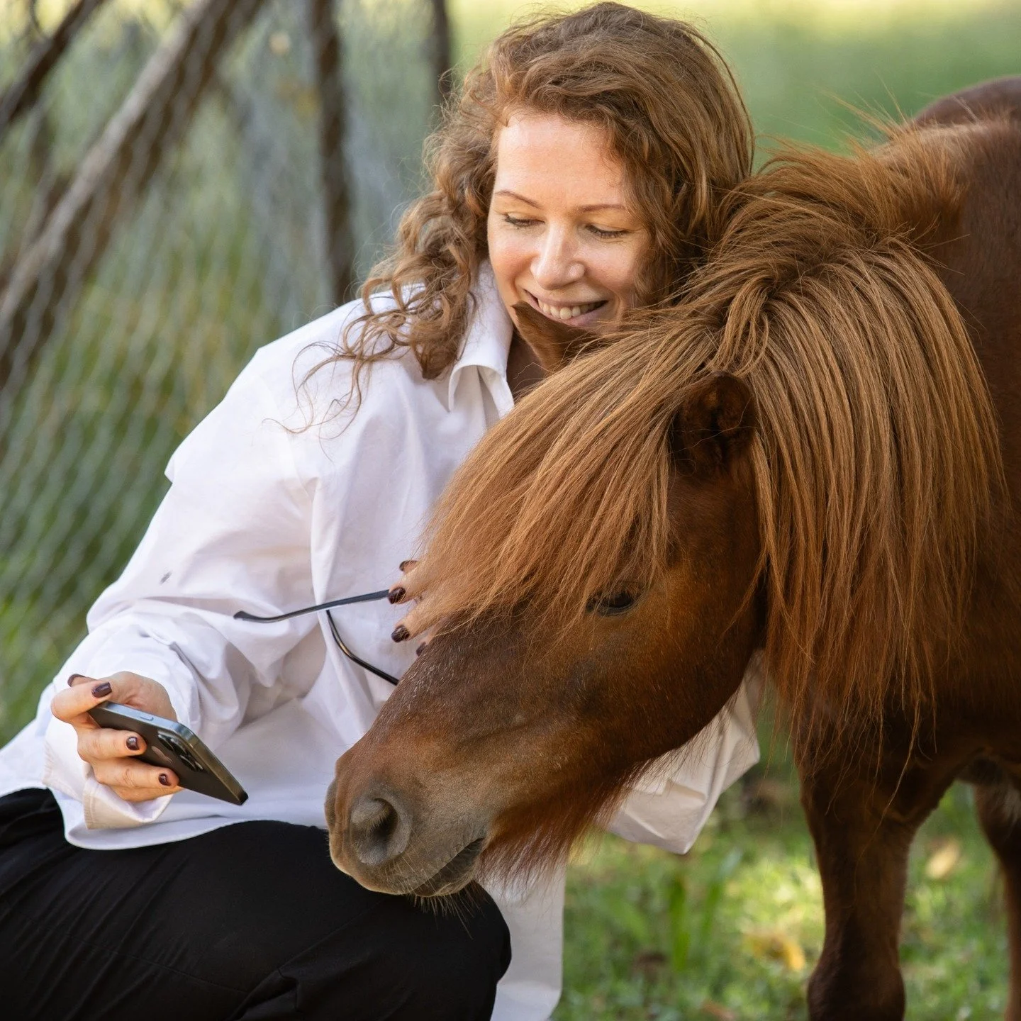 #makingof the 1st selfie of Elena and Milky Way // Milky is intrigued!