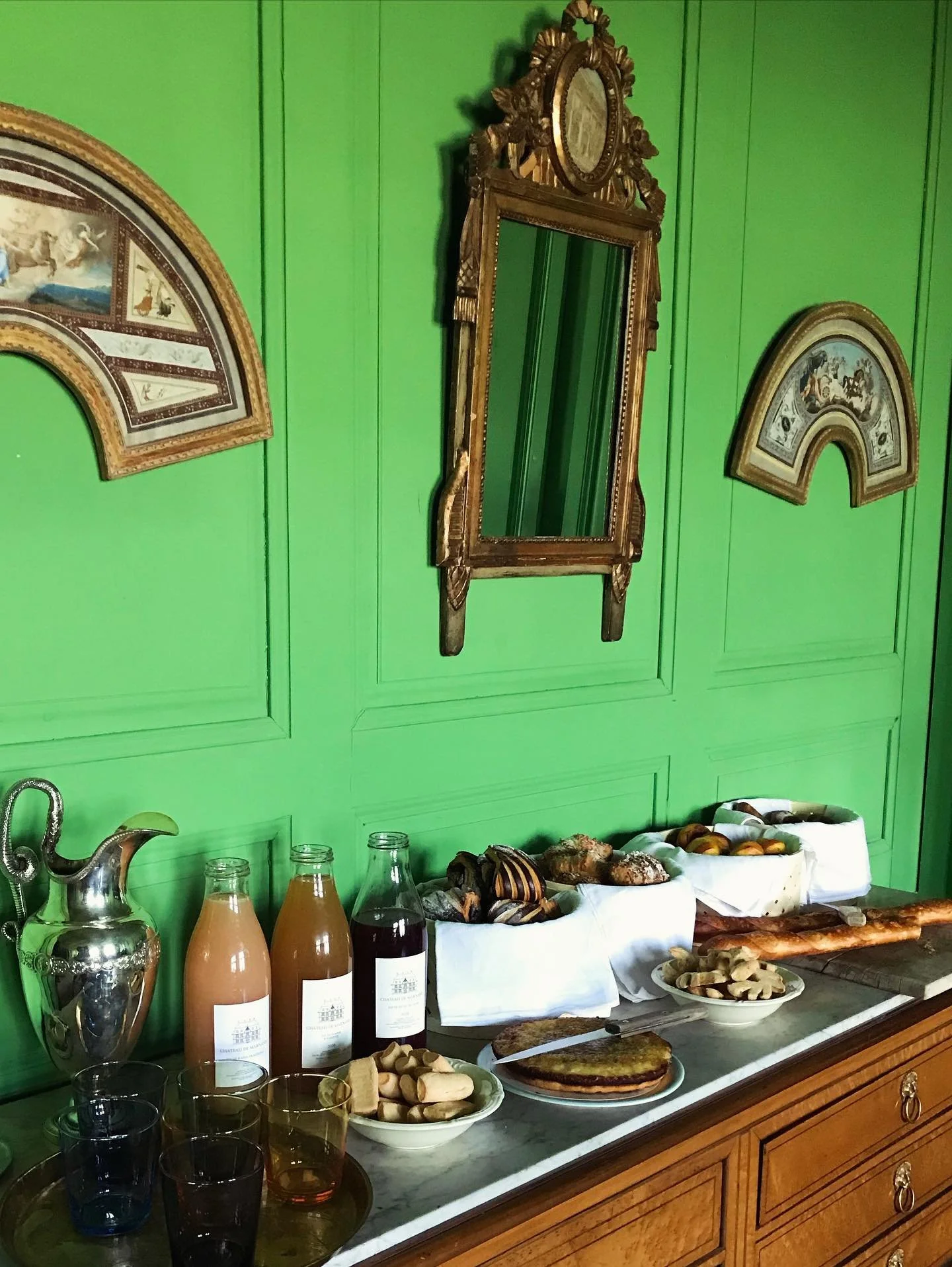 Petit-d&eacute;jeuner au Ch&acirc;teau de Marnand
#benichon