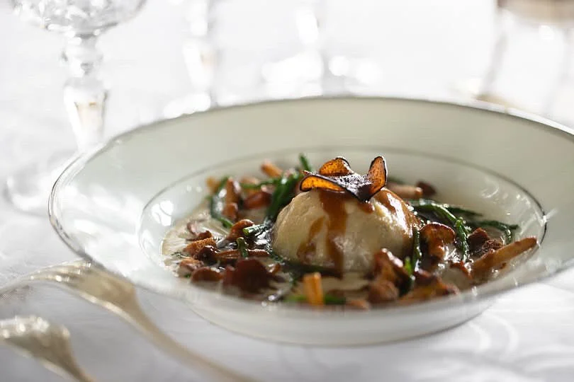 Un r&eacute;gal pour les carnivores par @greg.pzl 
La viande provient du domaine du @chateaudemarnand 
Merci @gg_gregoiregardette pour les photos d&eacute;licieuses!!