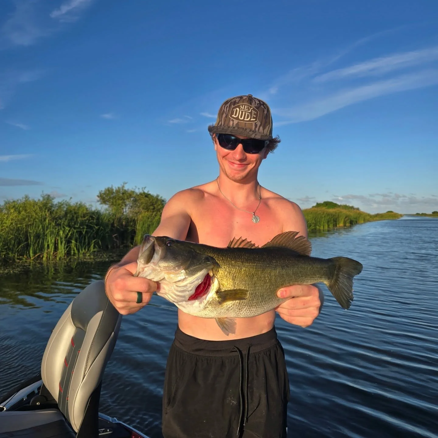 🎣 Another great day on the water with Fishful Thinking! Had my good buddy Ben and my son Jared join me today, and we put 23 fish in the boat. 🐟

Biggest catch of the day came in just shy of 5 pounds &ndash; what a fight! 💪🔥

Nothing better than g