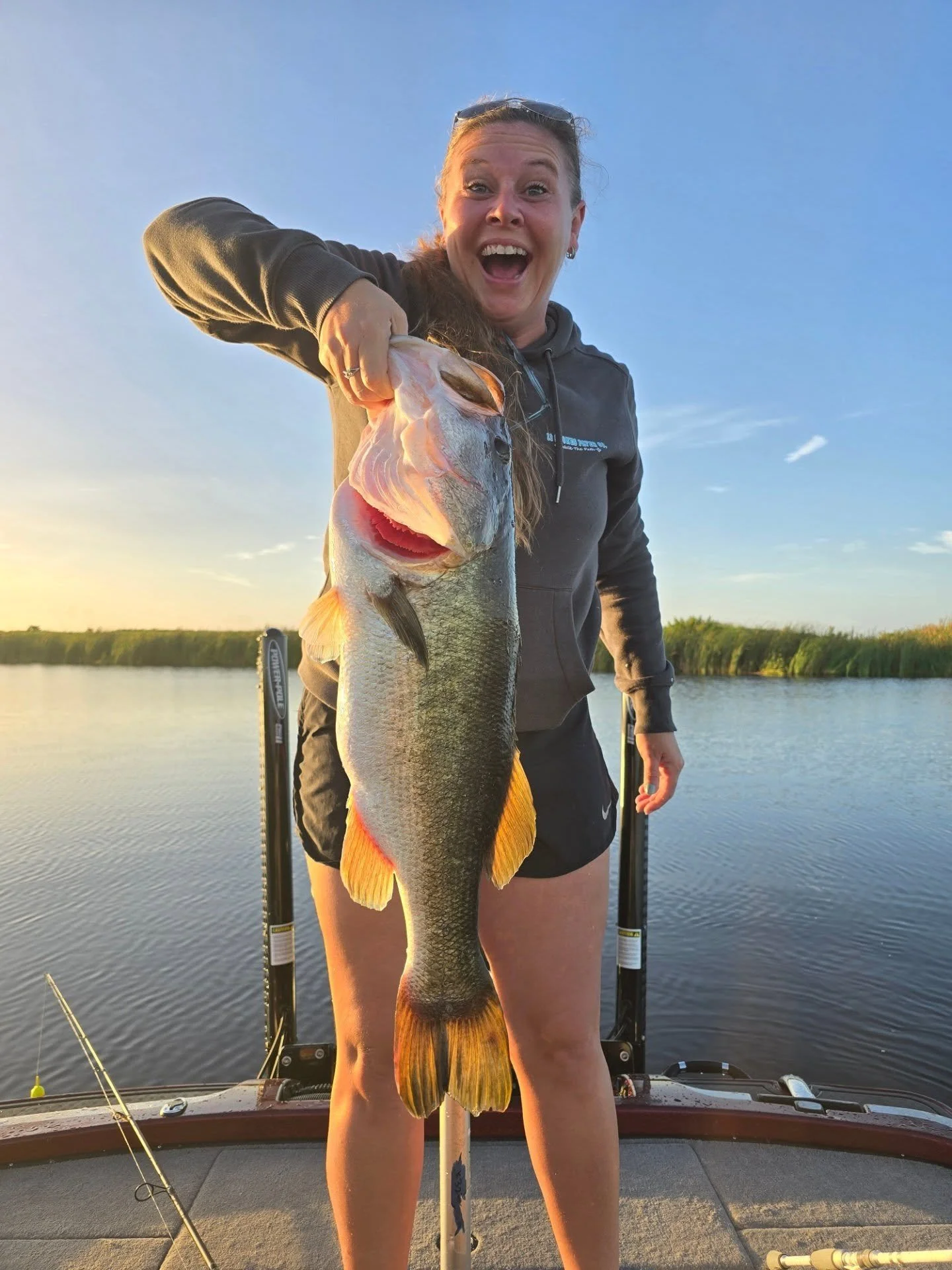 What a day on the water! My parents are down from Ohio, so I took my dad out for his first Florida trip &mdash; and the wife absolutely stole the show with an 8.62 lb Florida Trophy Catch! 🏆🐊

Several more fish in that 5&ndash;6+ range made it a da