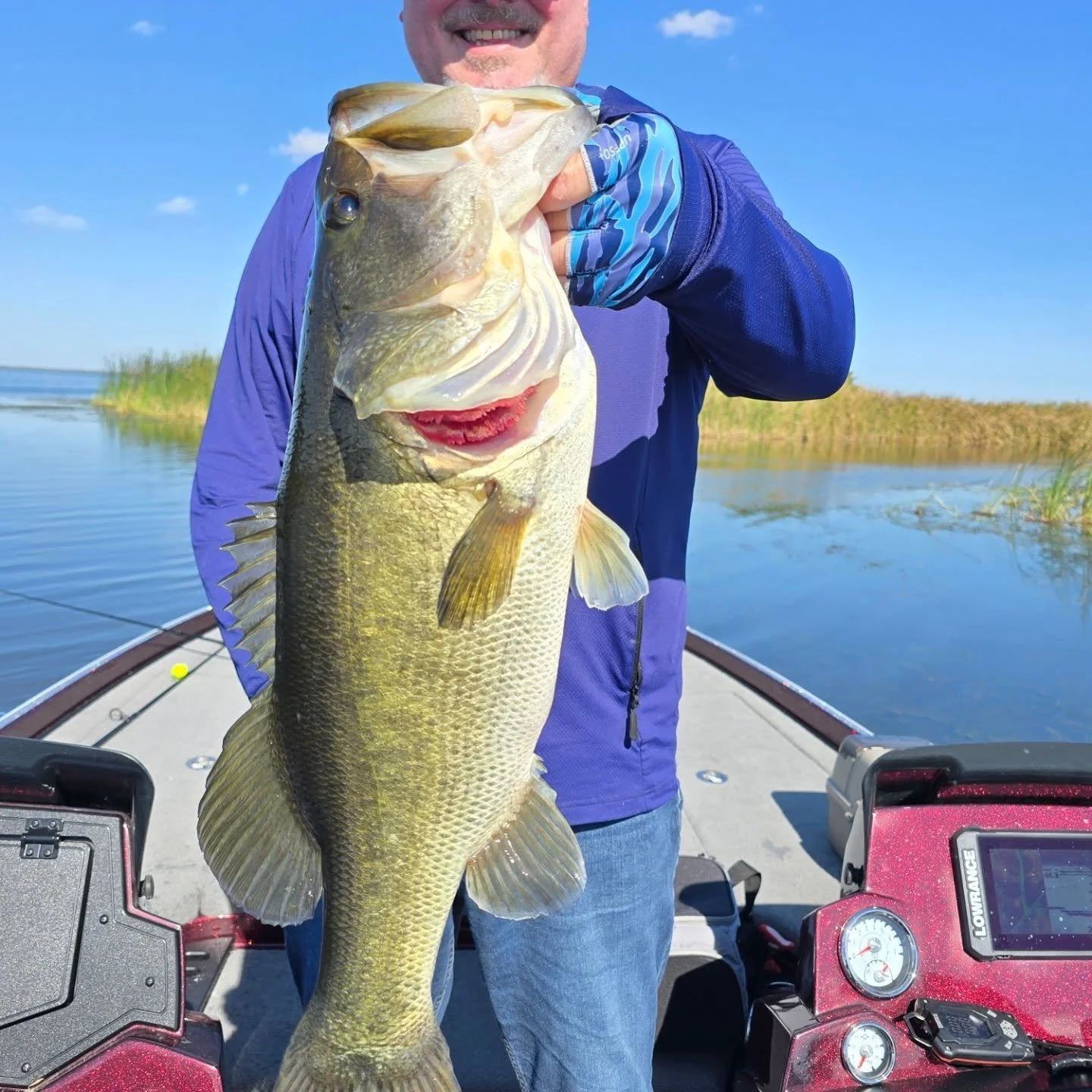 ❄️🥶 Cold enough this morning to freeze a gator&rsquo;s eyebrows, but Denny and MaryBeth still showed up ready to make some Fishful Thinkin&rsquo; happen! 🎣😂

Water temps have dropped 15&deg; in the last week, so the fish were acting like they need