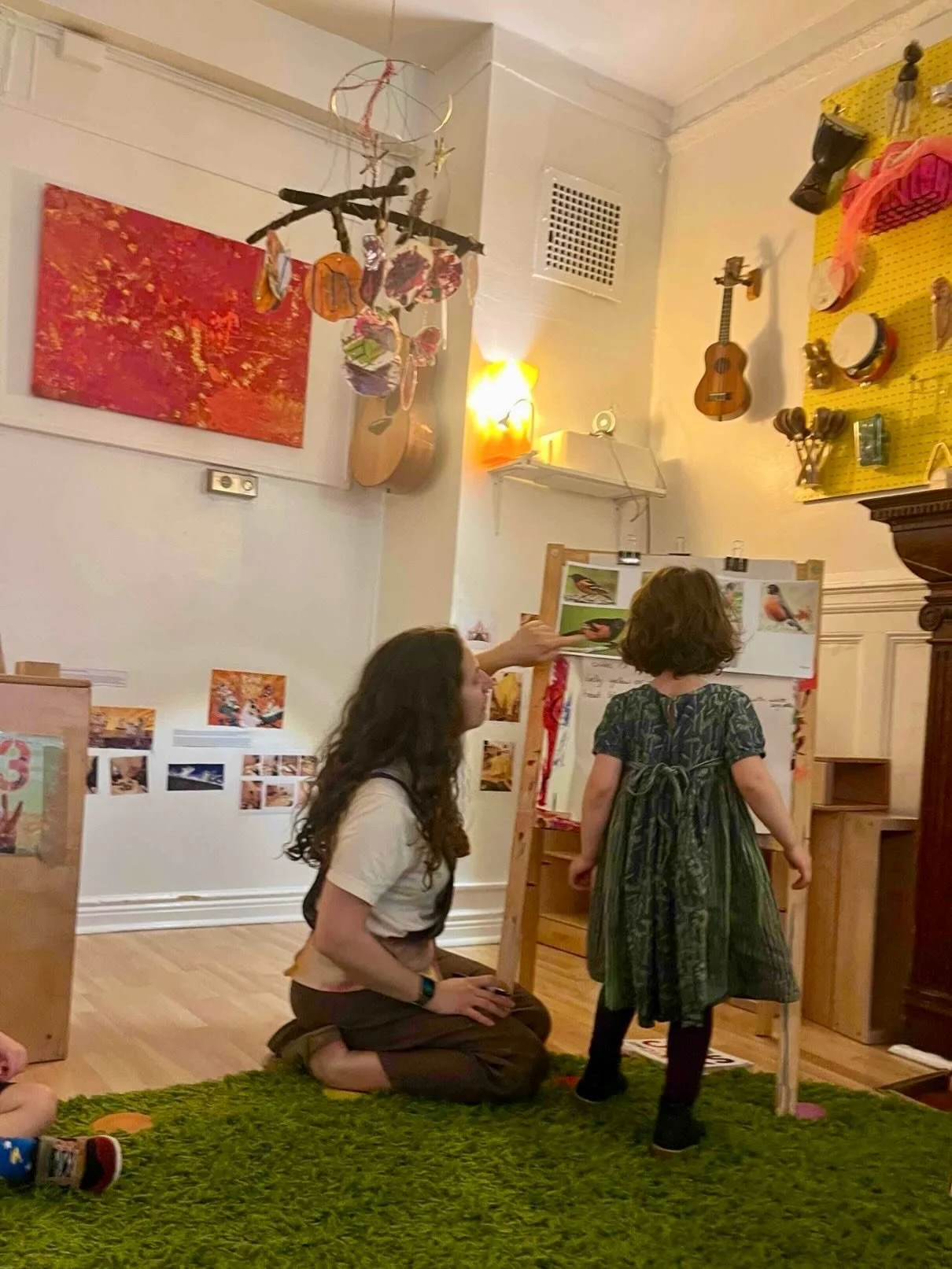 Following their bird curriculum, the teachers and children have discussions about the birds they see during their outdoor experiences. 

Children observe differences in color, size, sound, and other features&mdash;pointing out their findings when the