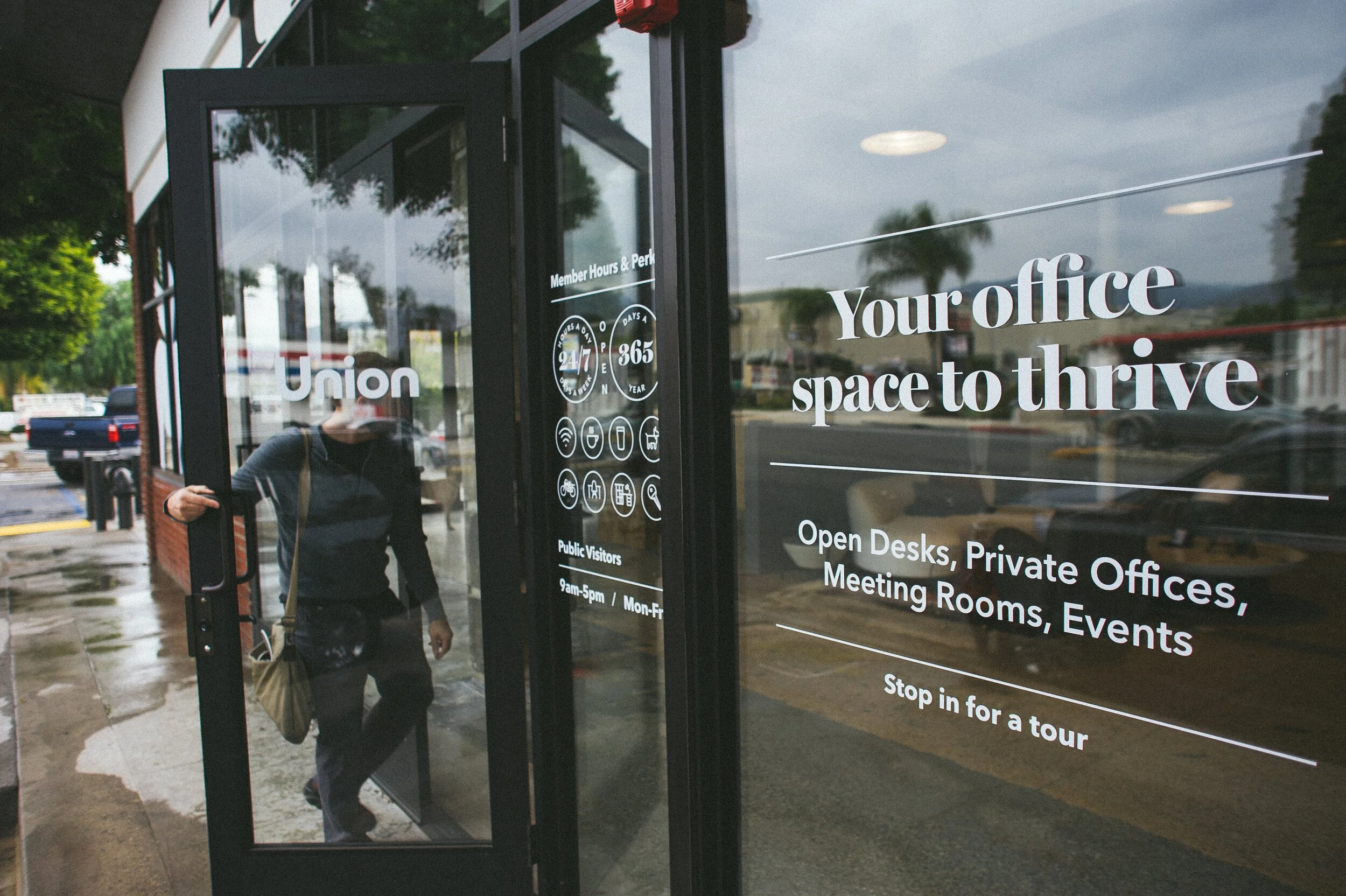 Glendora-Route 66-Coworking-Office-Exterior-Entry.jpg