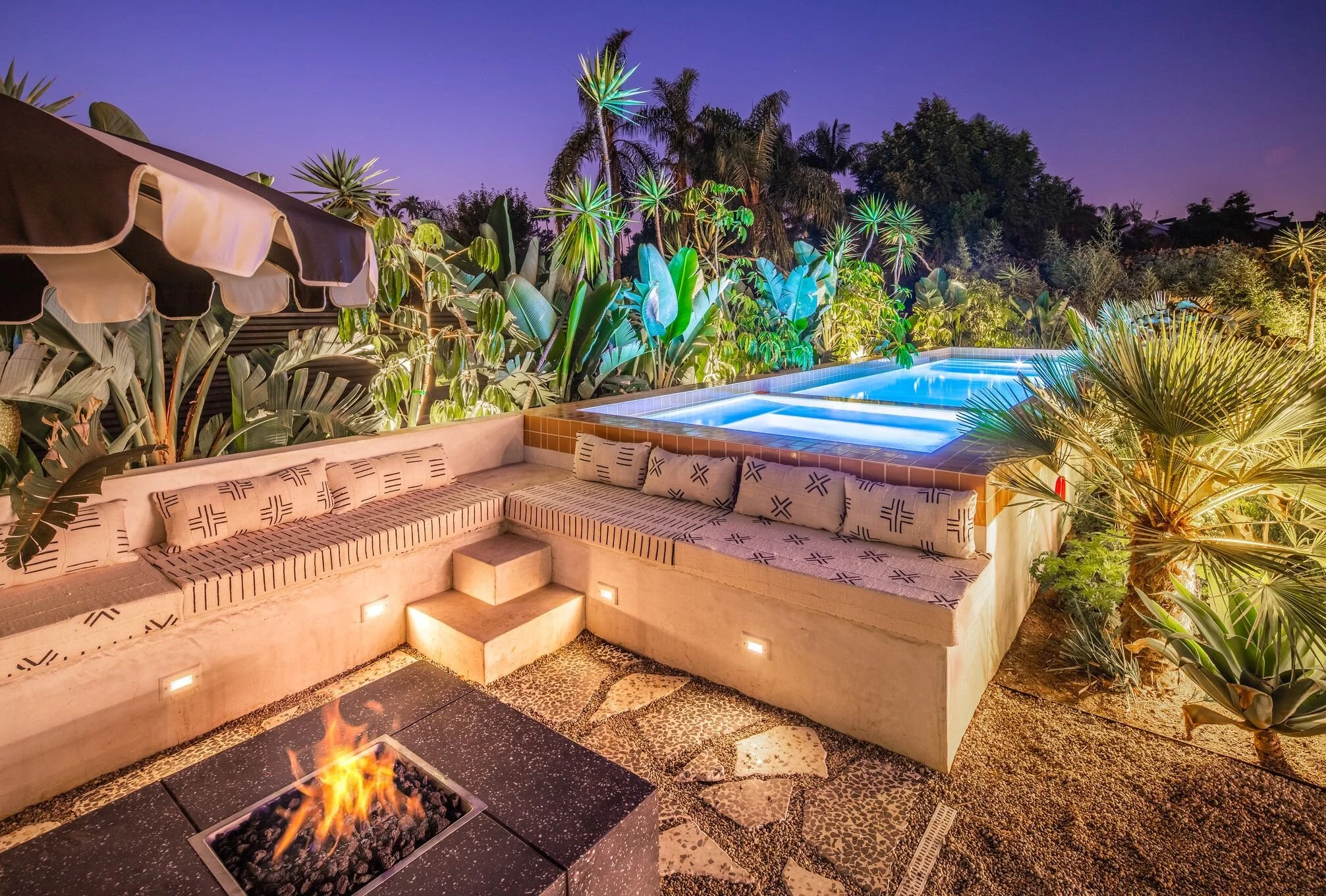 Encinitas-Eolus-Scandinavian-Modern-Firepit-&-Pool.jpg