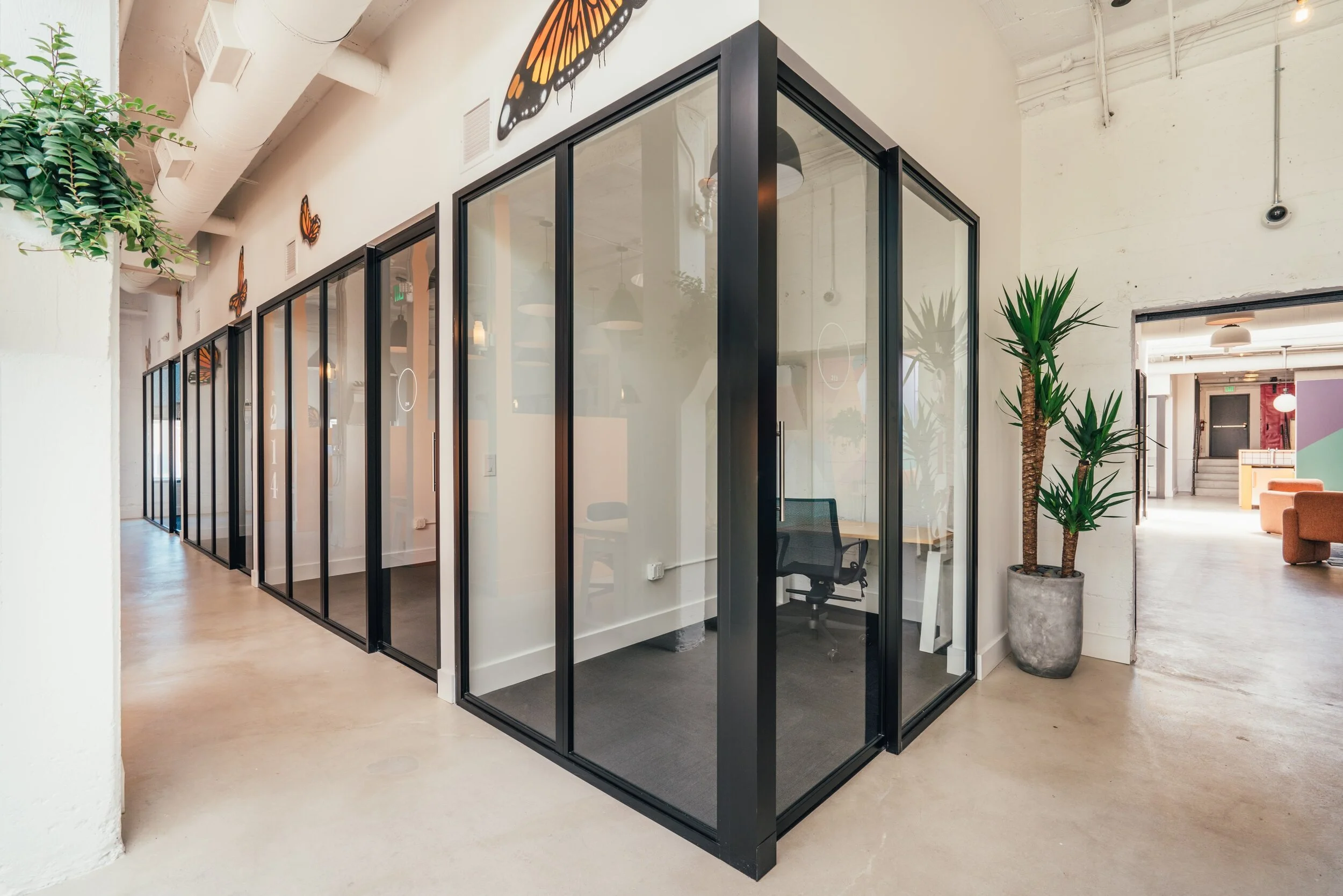 Los Angeles-Palmetto-Coworking-Office-Private-Offices.jpeg
