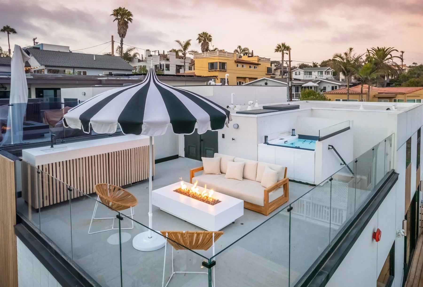 Encinitas-4th-Scandinavian-Modern-Rooftop-Firepirt-Jacuzzi.jpg