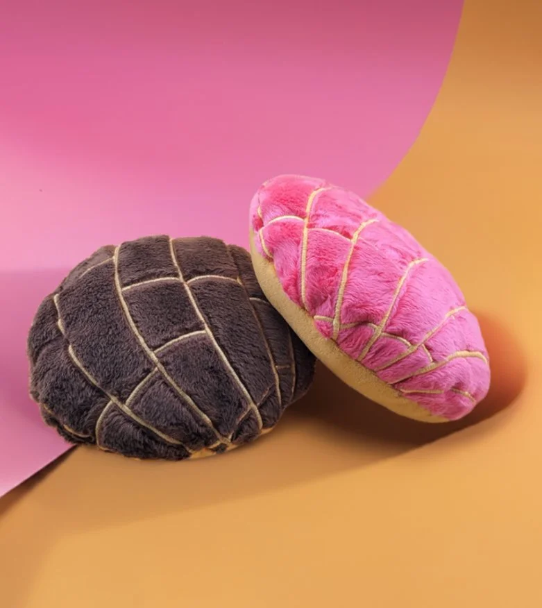 Concha Mexican Bread Plush Toy- Strawberry