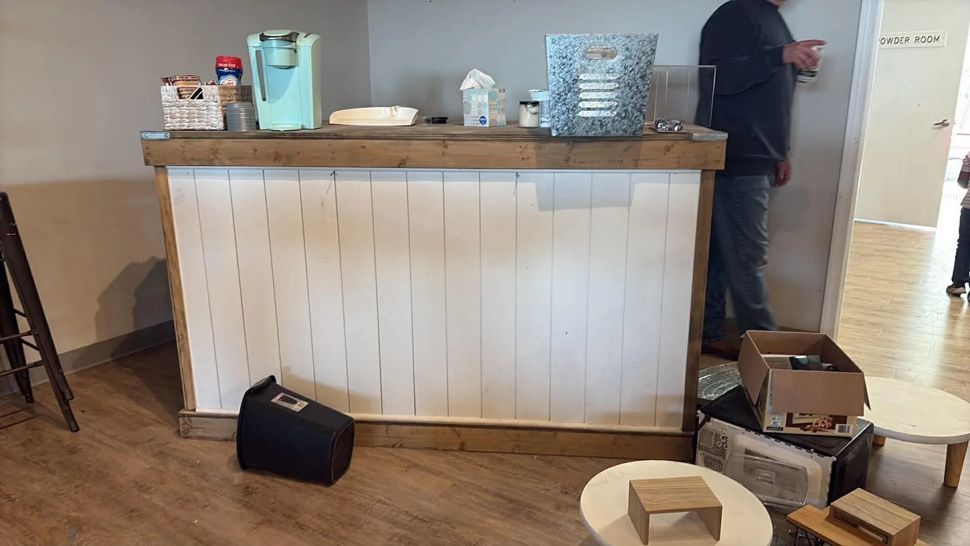 Friday Morning Snack Vendor Bar