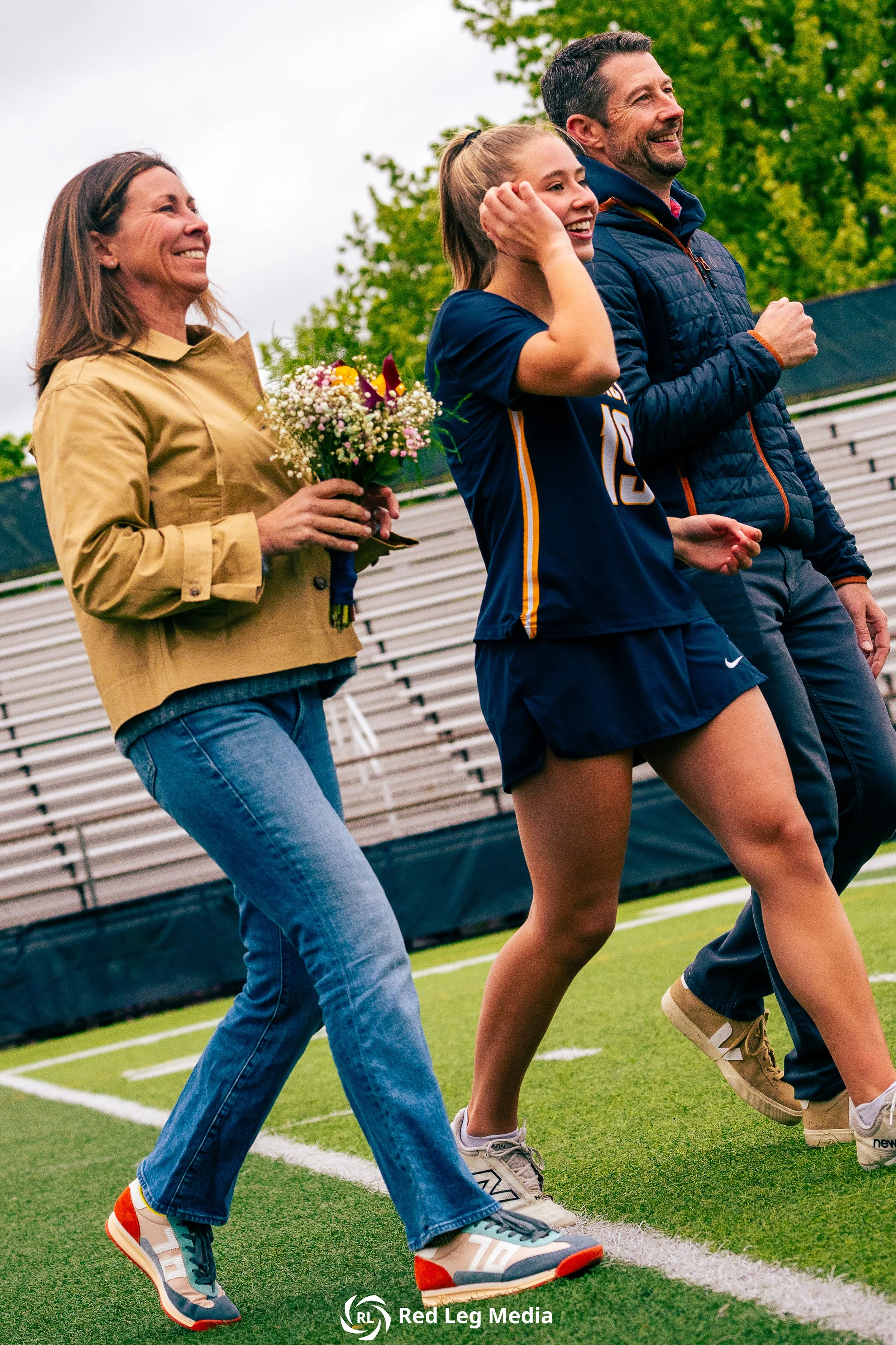 20260513_V_SeniorNight_10.jpg