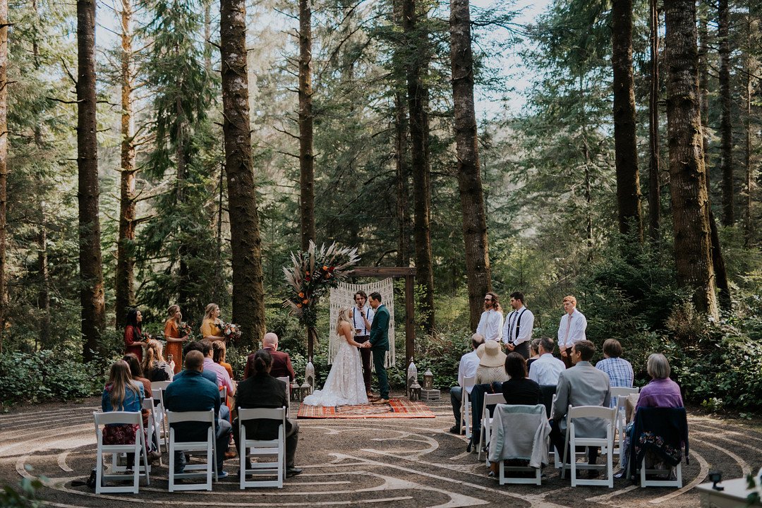 Collins_Sackett_ceremonyApaigephotography.jpg