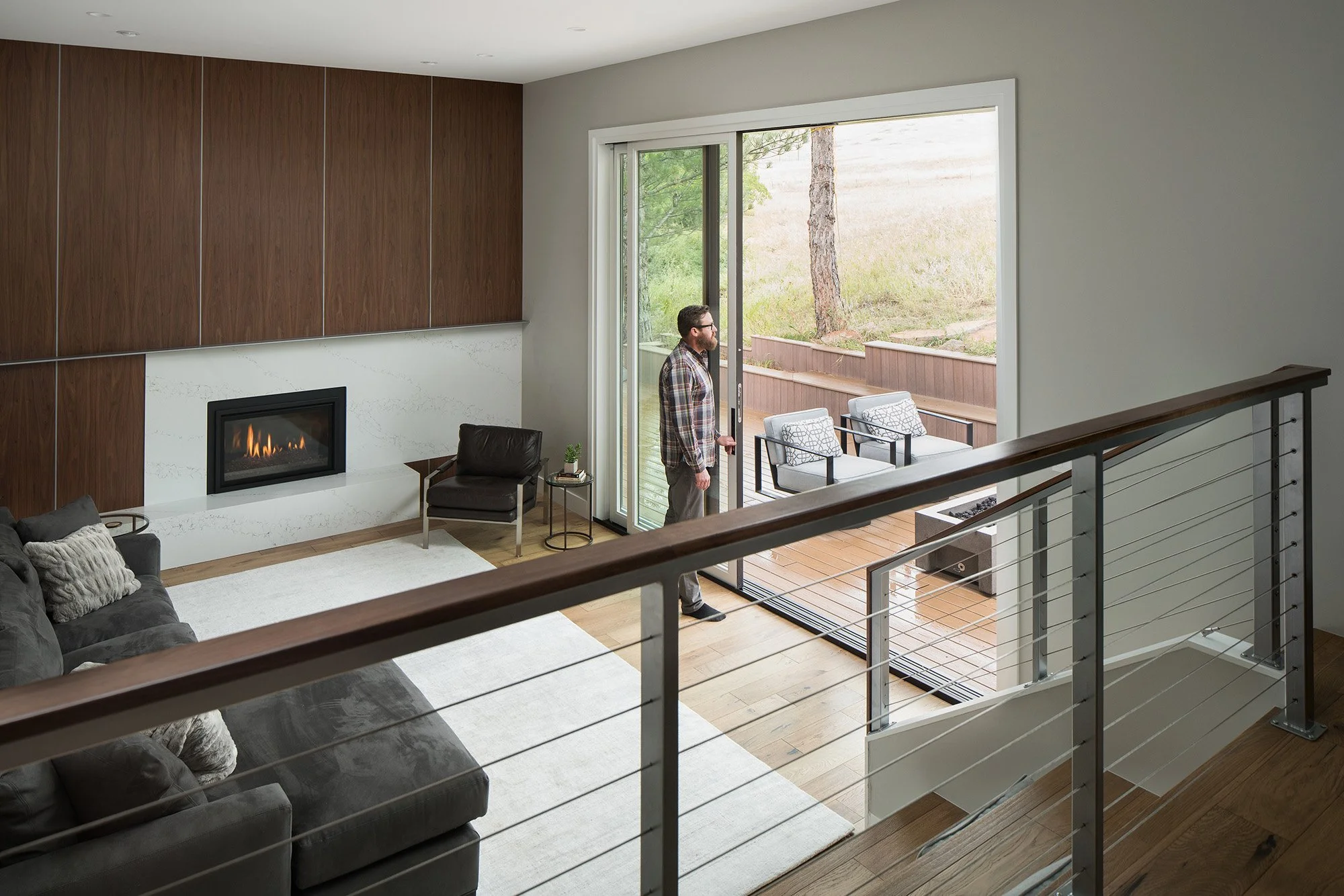 CLEARING-Livingroom-Door-Open copy.jpg