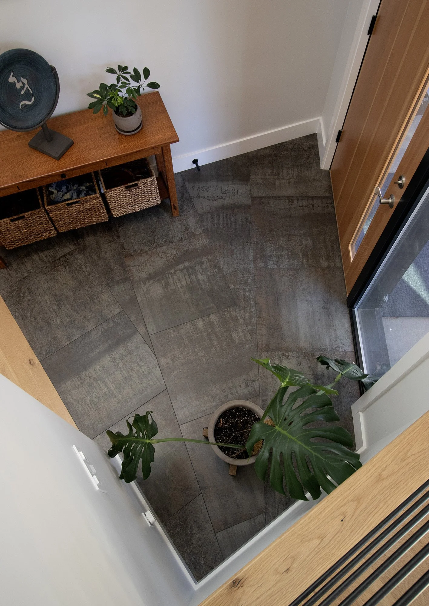 FOLDING-looking down at the foyer.jpg