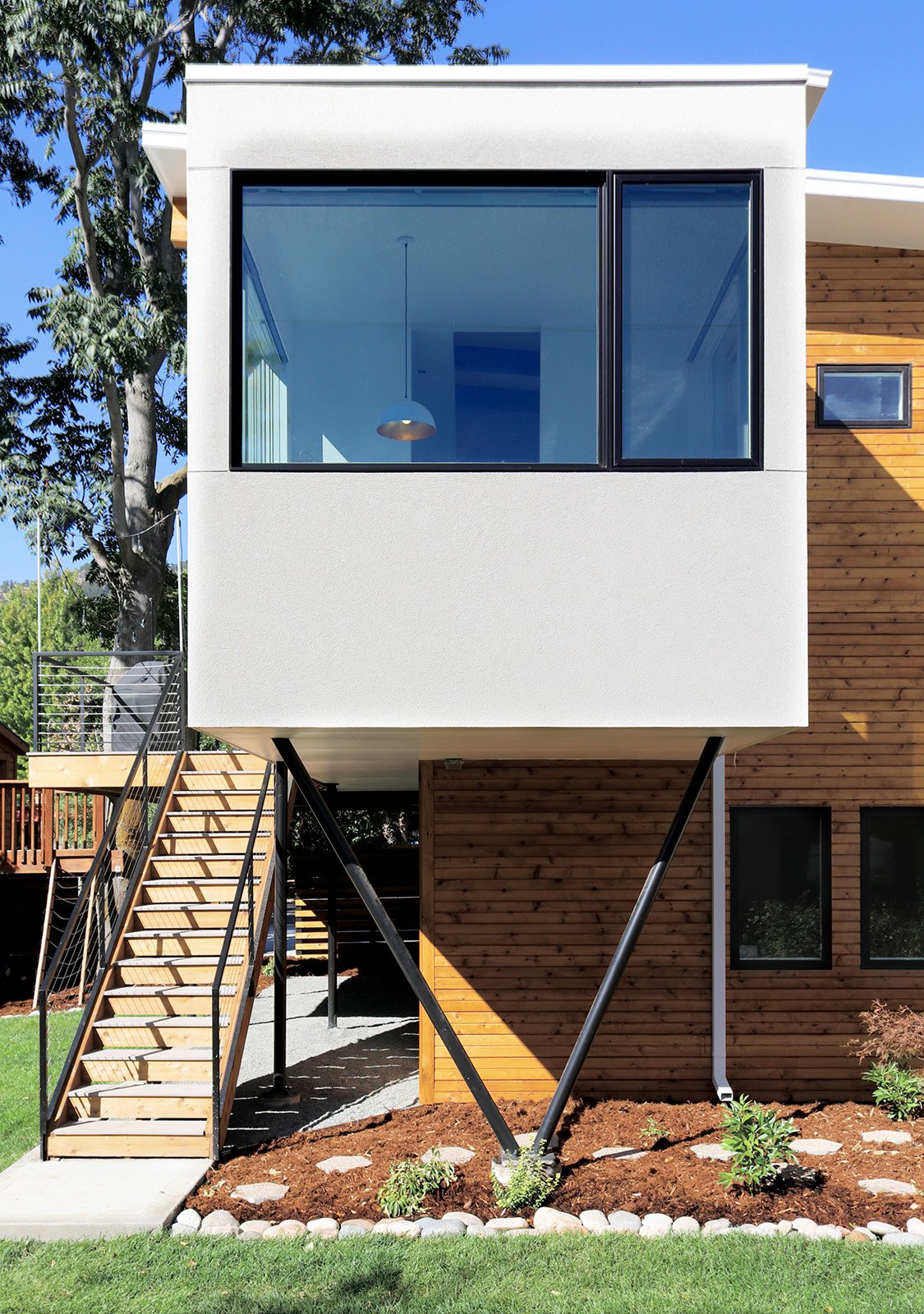 PHOTOTROPIC-floating nook.jpg