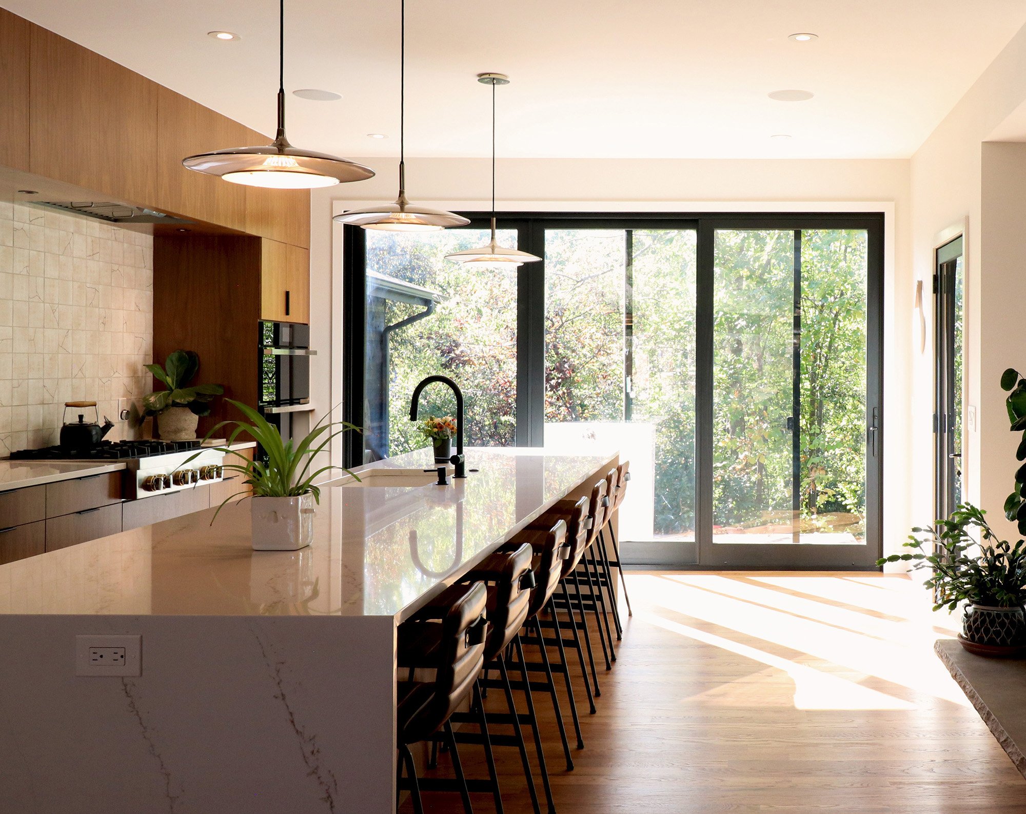 CANYON-kitchen to nature copy.jpg