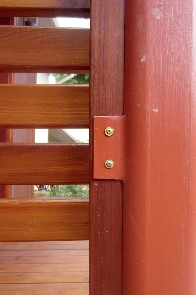ECOTONE-Detail slat to steel.jpg