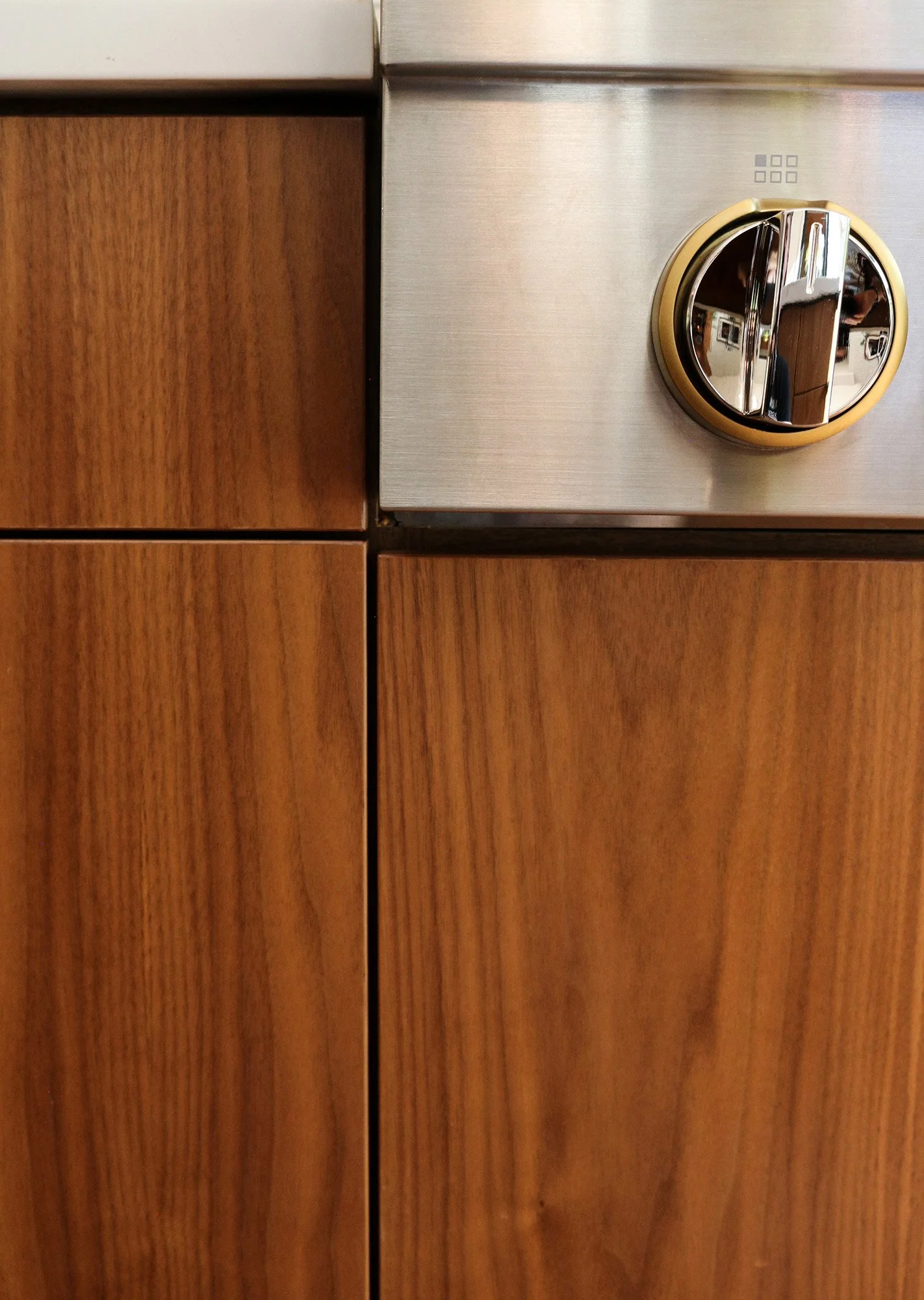CANYON-cabinet detail.jpg