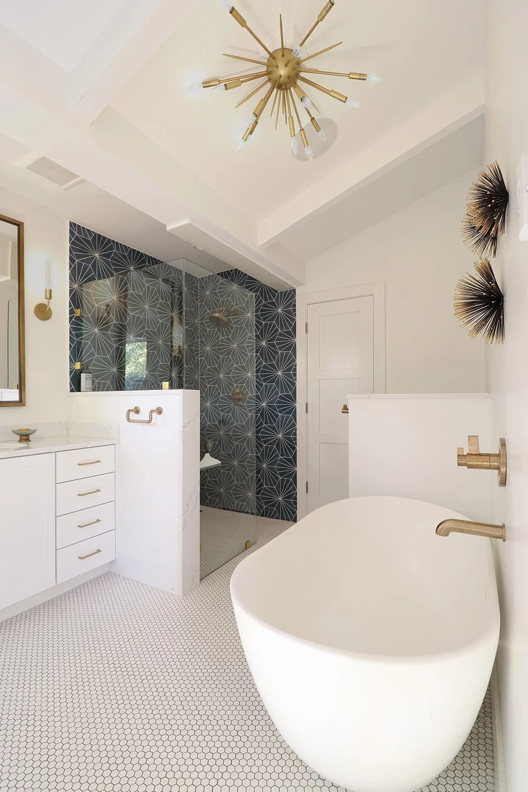 PHOTOTROPIC-Interior Master Bath.jpg