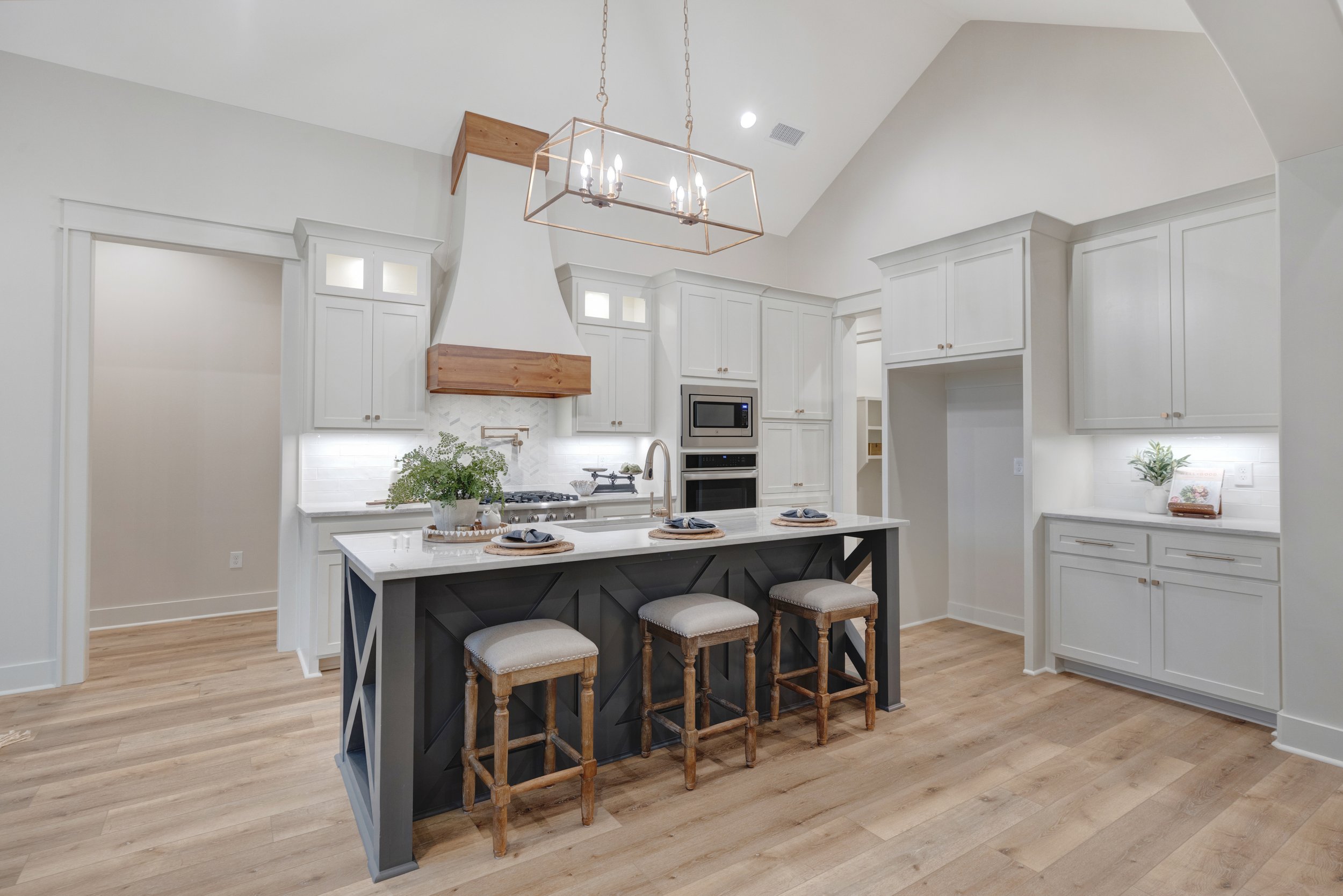 106 Queen Palm-14.jpg