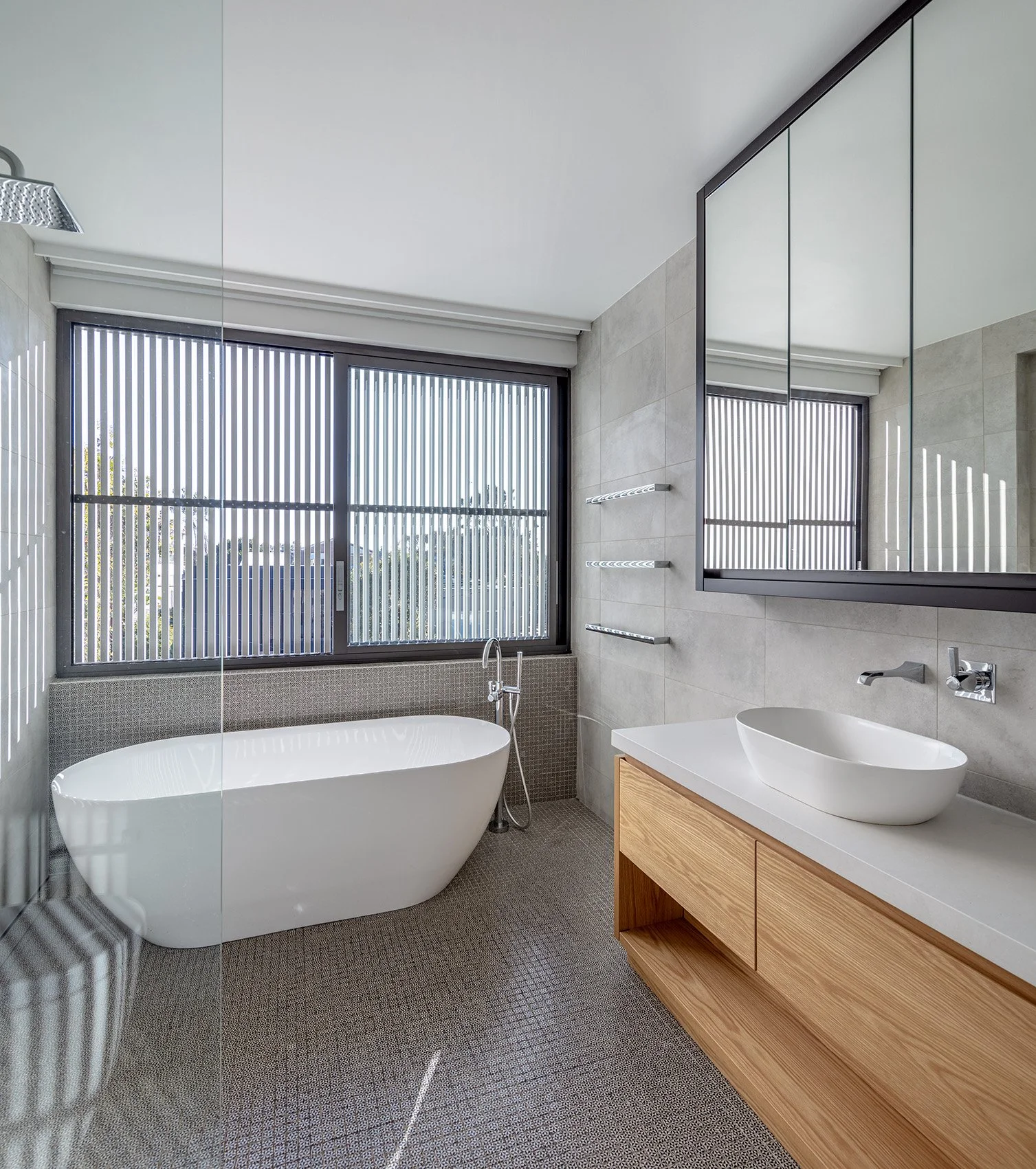 MLF20_MolnarFreeman_RowlandSt_00100.jpg