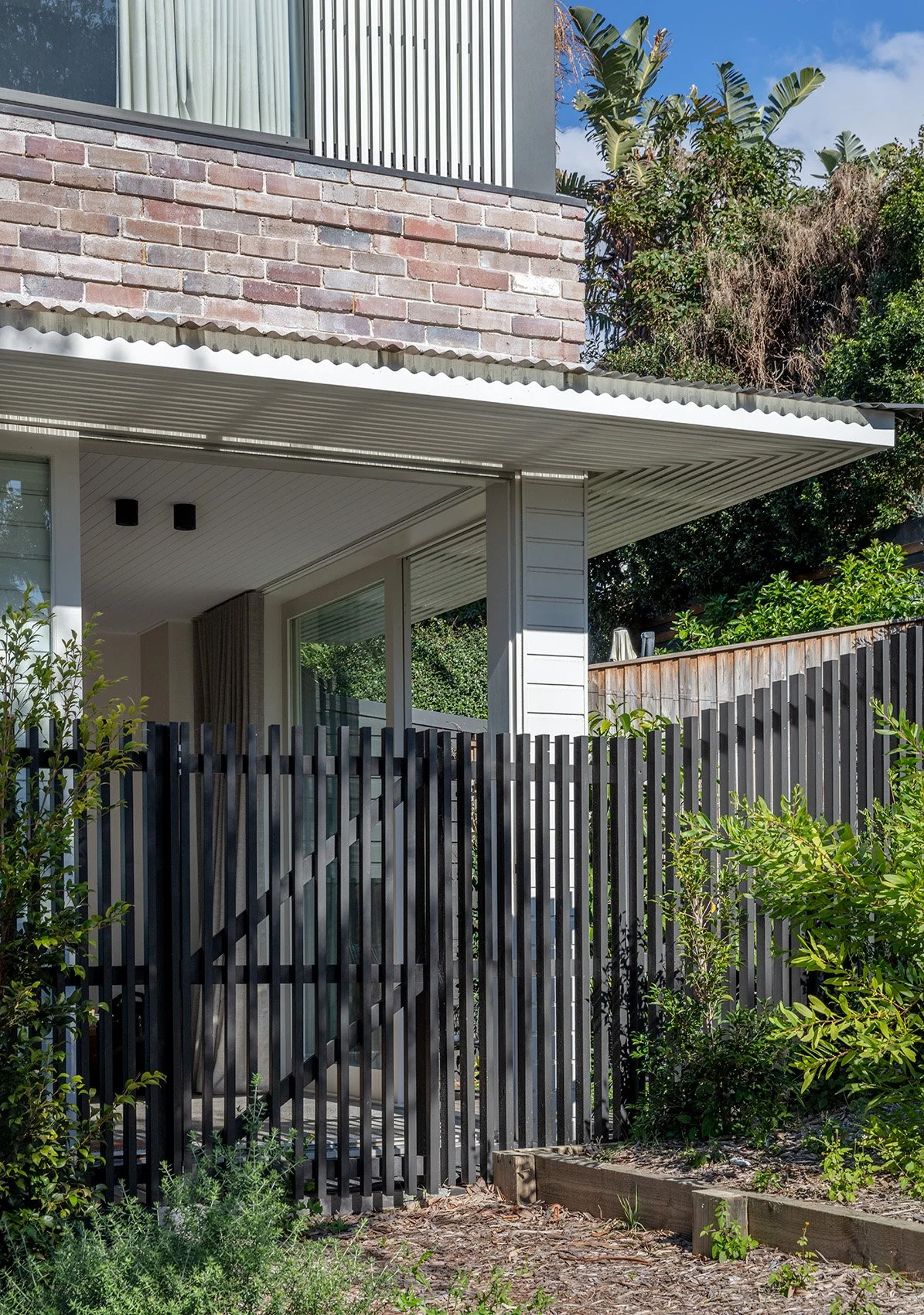MLF20_MolnarFreeman_RowlandSt_00232.jpg