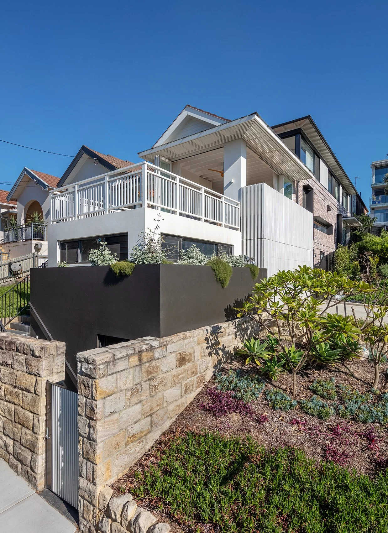 MLF20_MolnarFreeman_RowlandSt_00179.jpg