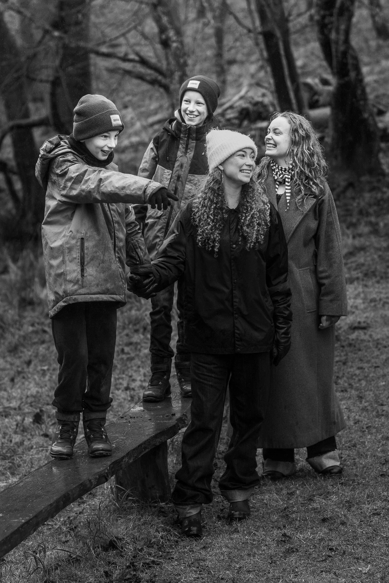 Portrætfotografering af familie i naturlige omgivelser – Fotograf Lasse Skrydstrup