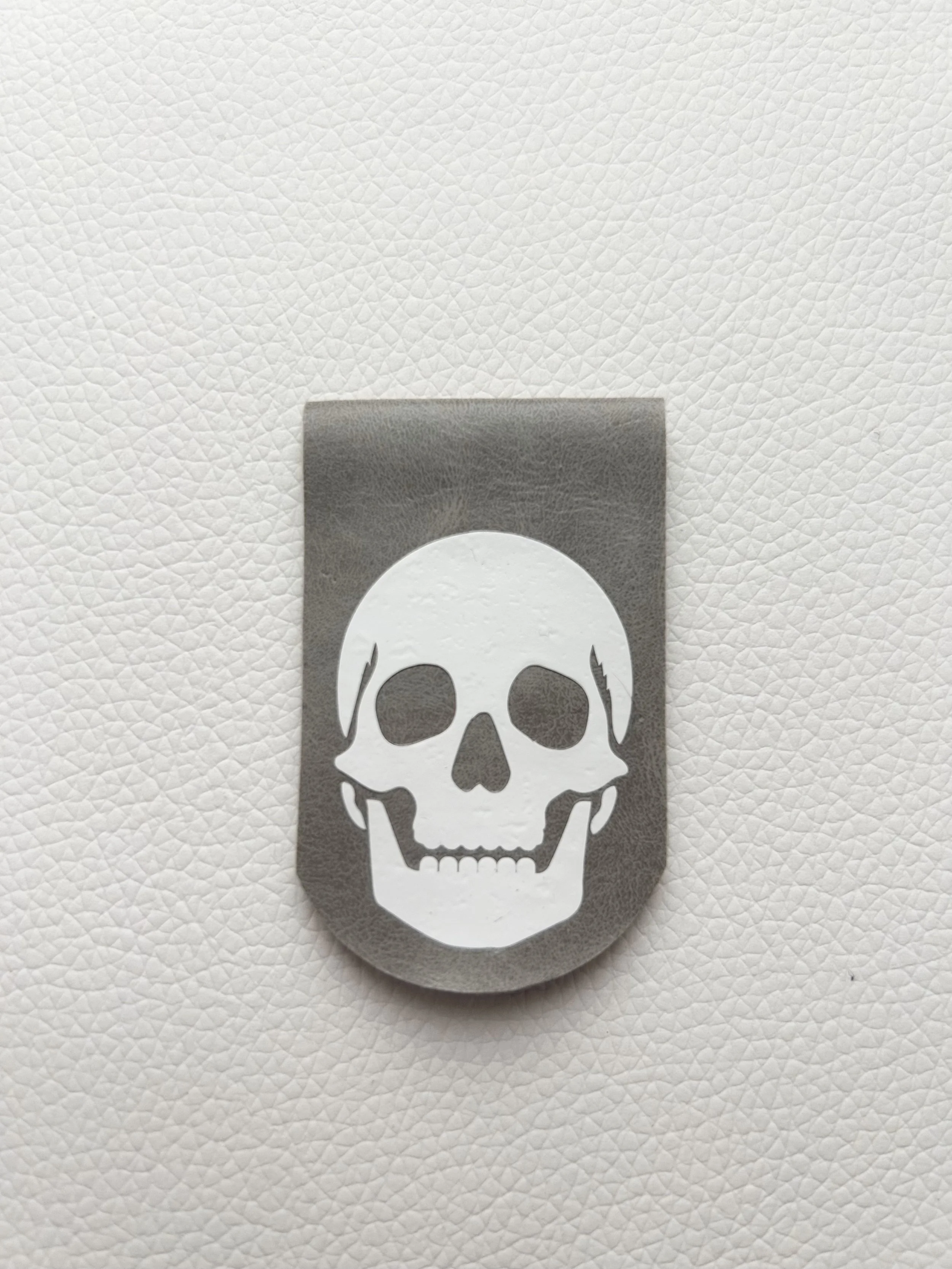 Grey Skull