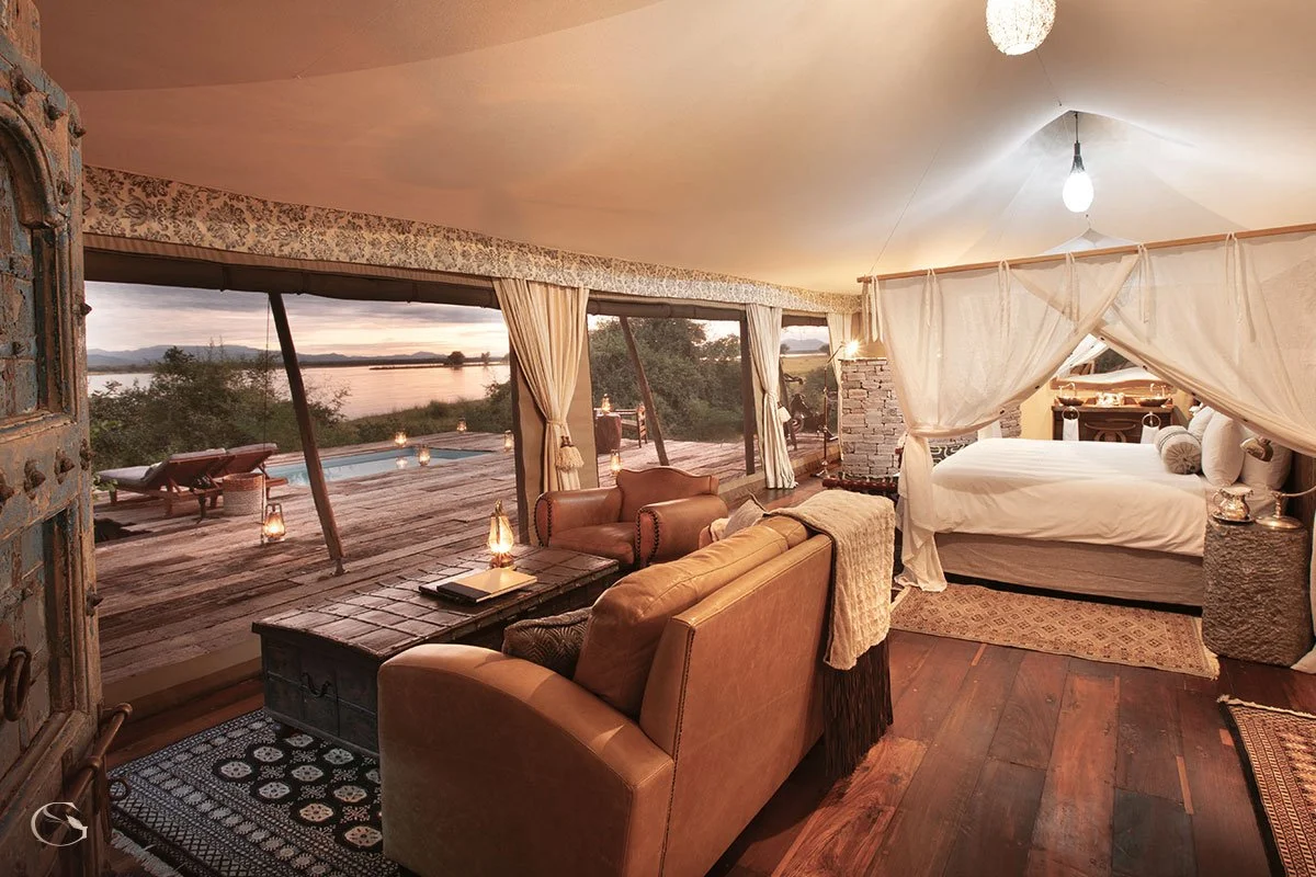 Tembo-Plains-LuxurySafariCamps-2.jpg