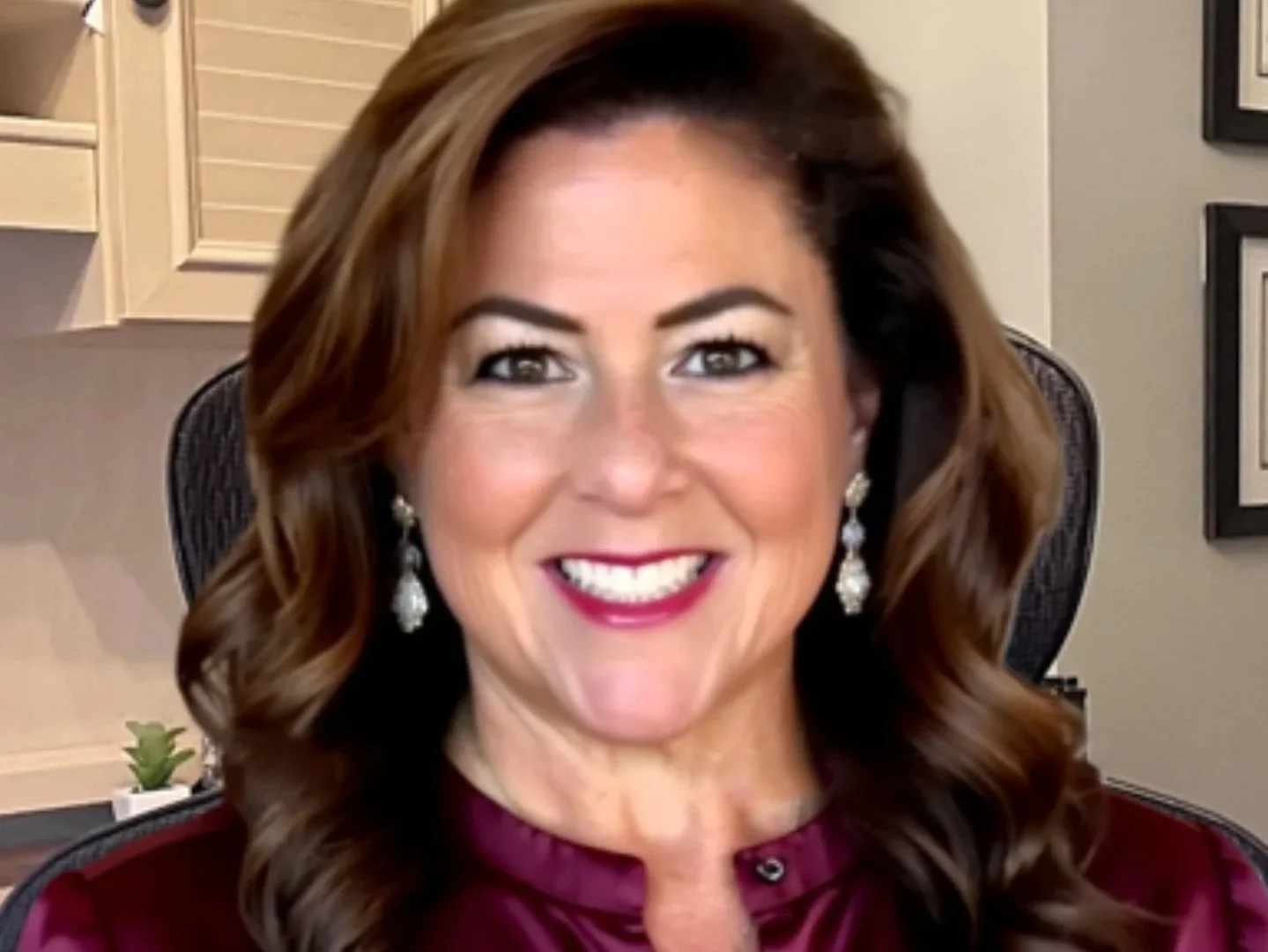 Melissa has 30+ years of experience helping families navigate the complexities or aging, dementia, and end-of-life journeys.
