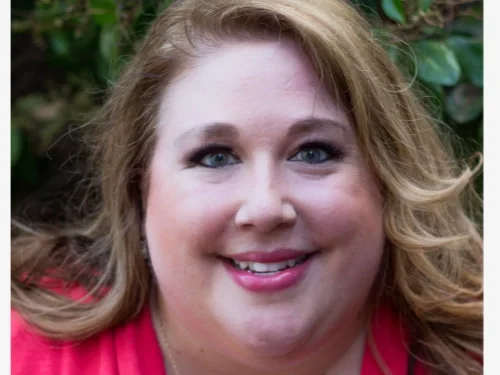 Jenna has 20+ years of experience in trauma-informed counseling and holistic coaching, supporting women and caregivers through major life challenges.