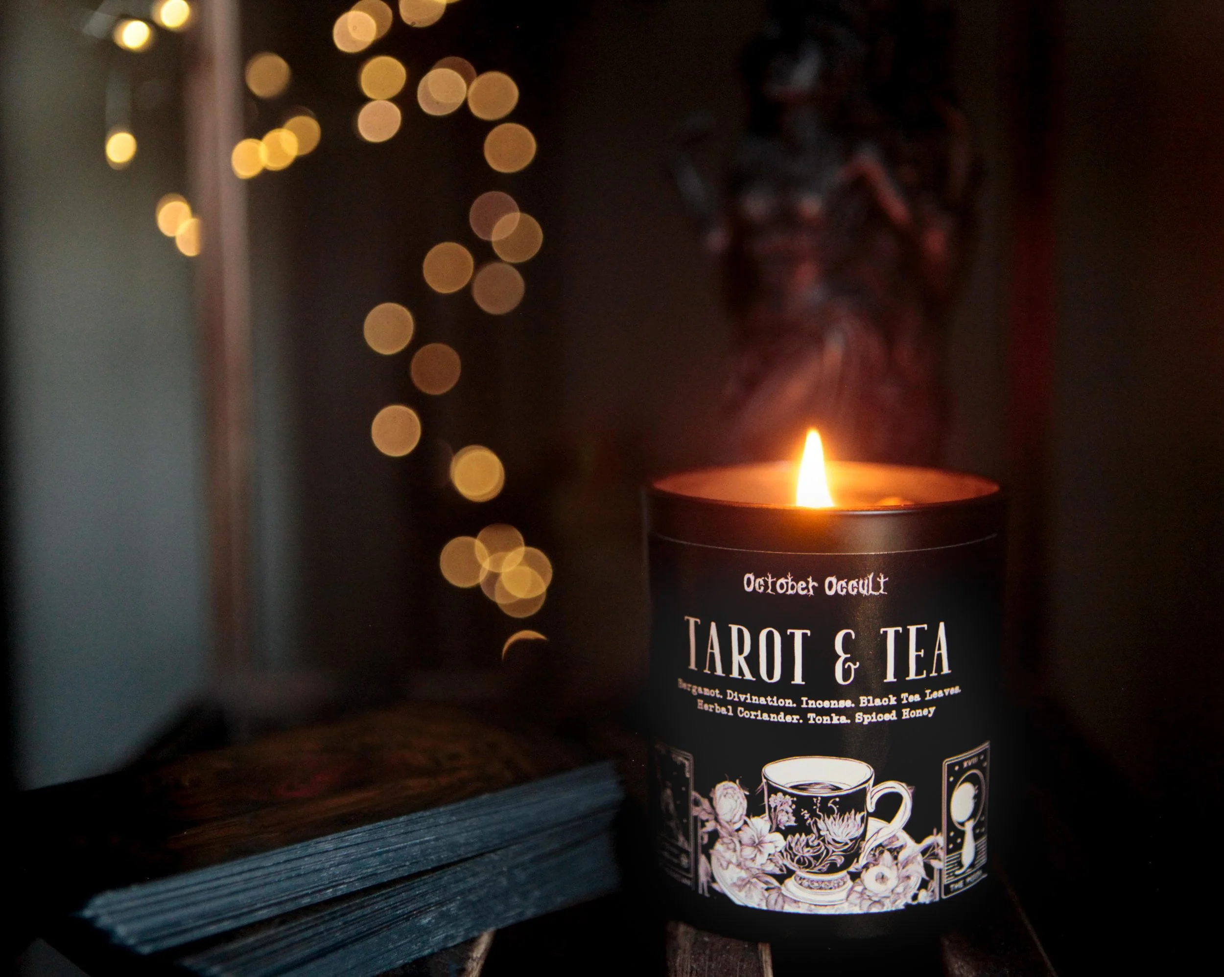 TAROT & TEA | Wood Wick + Soy Coconut Wax Blend - earl grey tea, honey, incense