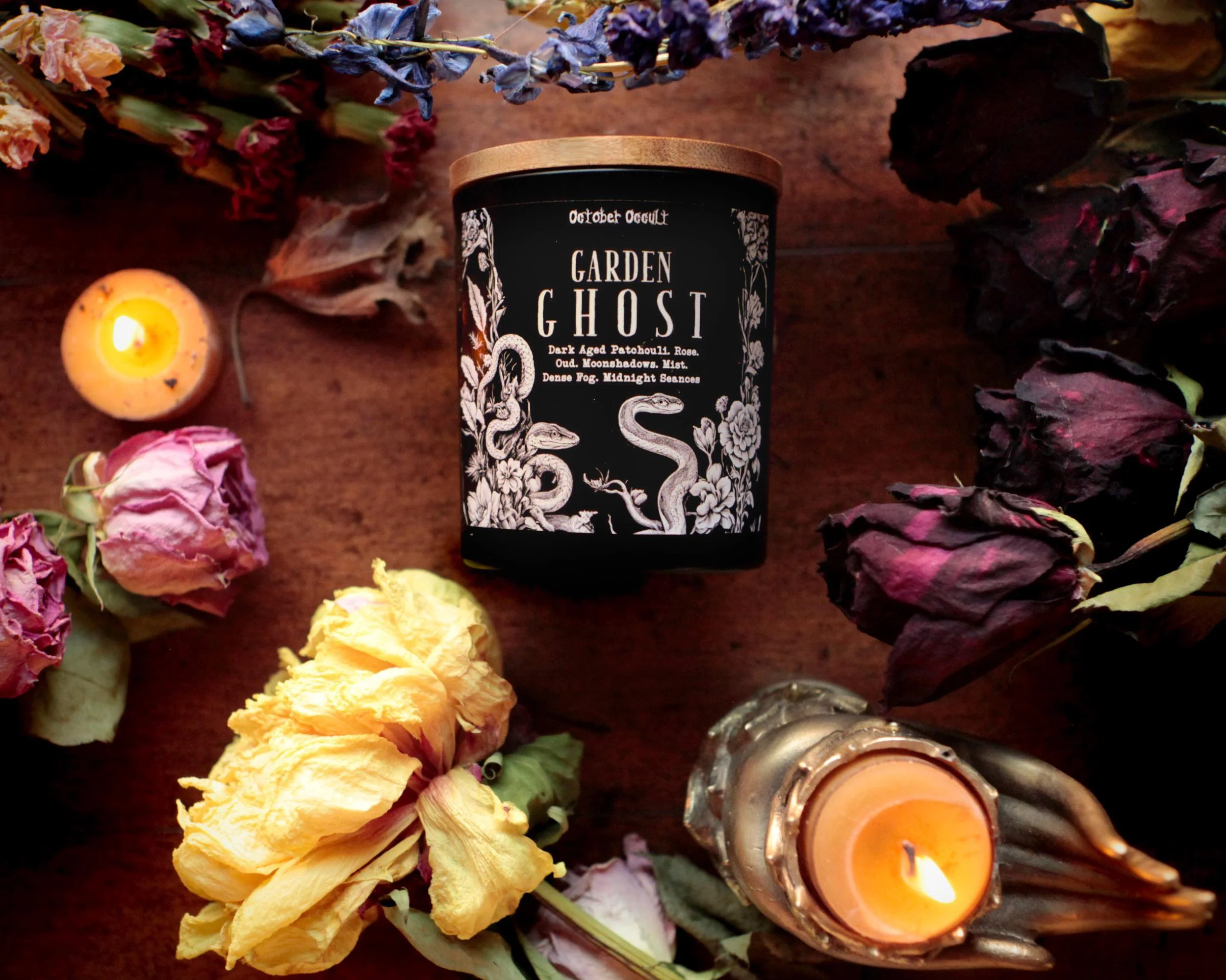 GARDEN GHOST | Wood Wick + Soy Coconut Wax Blend - dark aged patchouli, rosebud, oud
