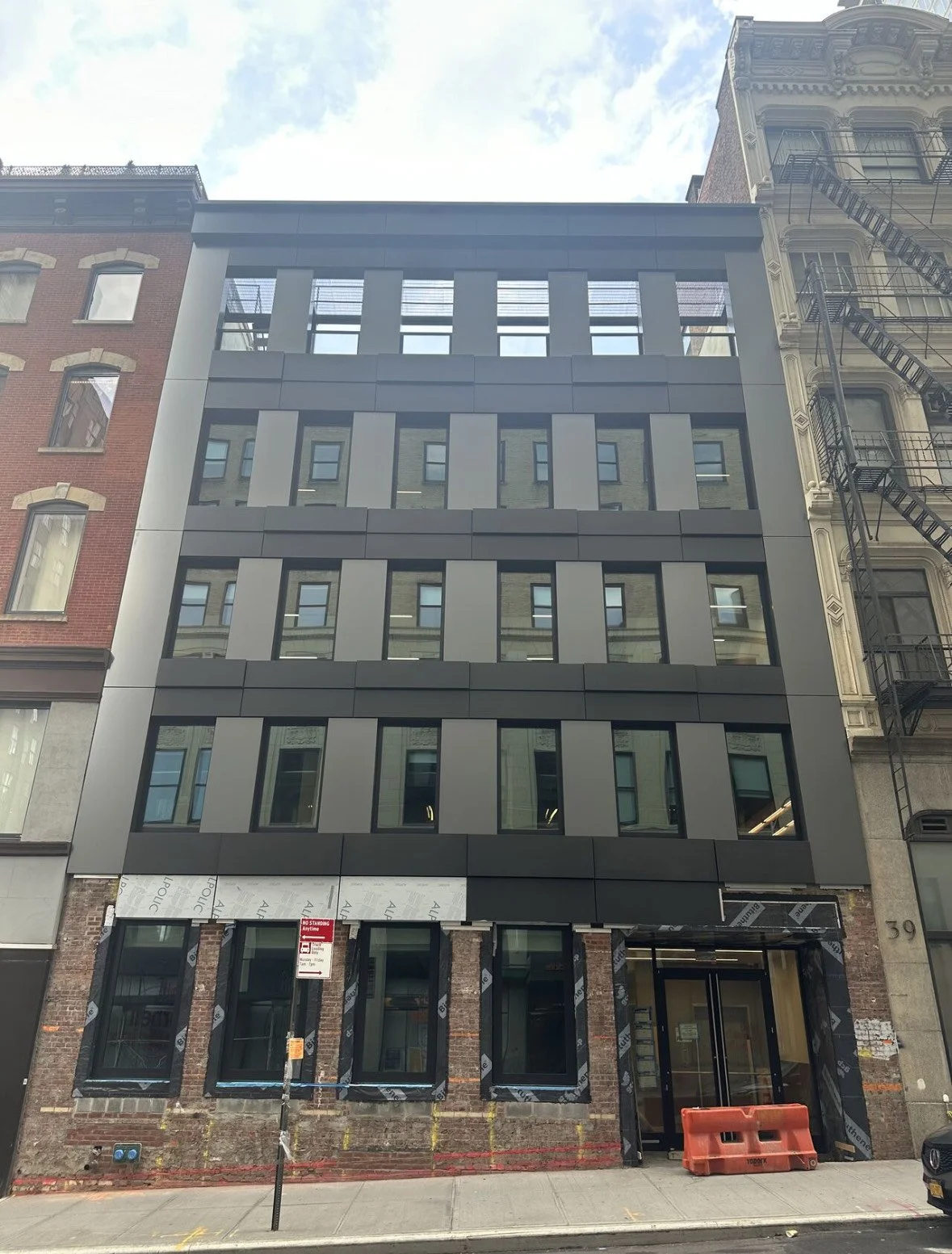 Oranssi project: studio shed