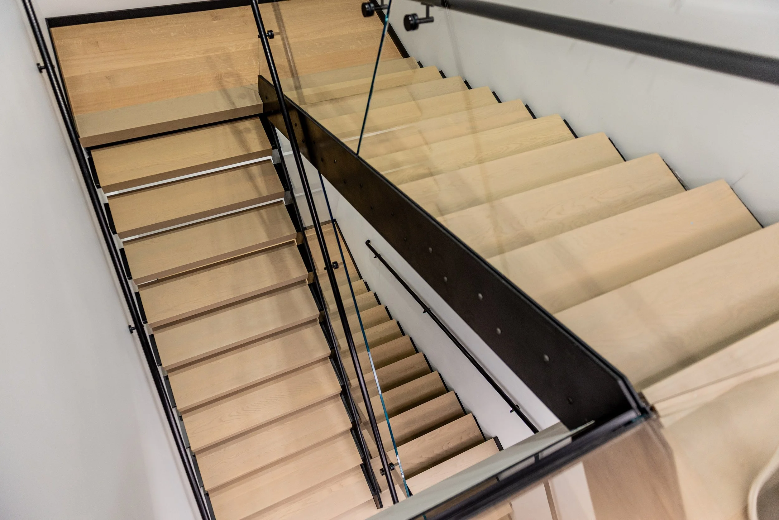 2025-07-03 - Interior + Exterior Slideshow-42_Original.jpg