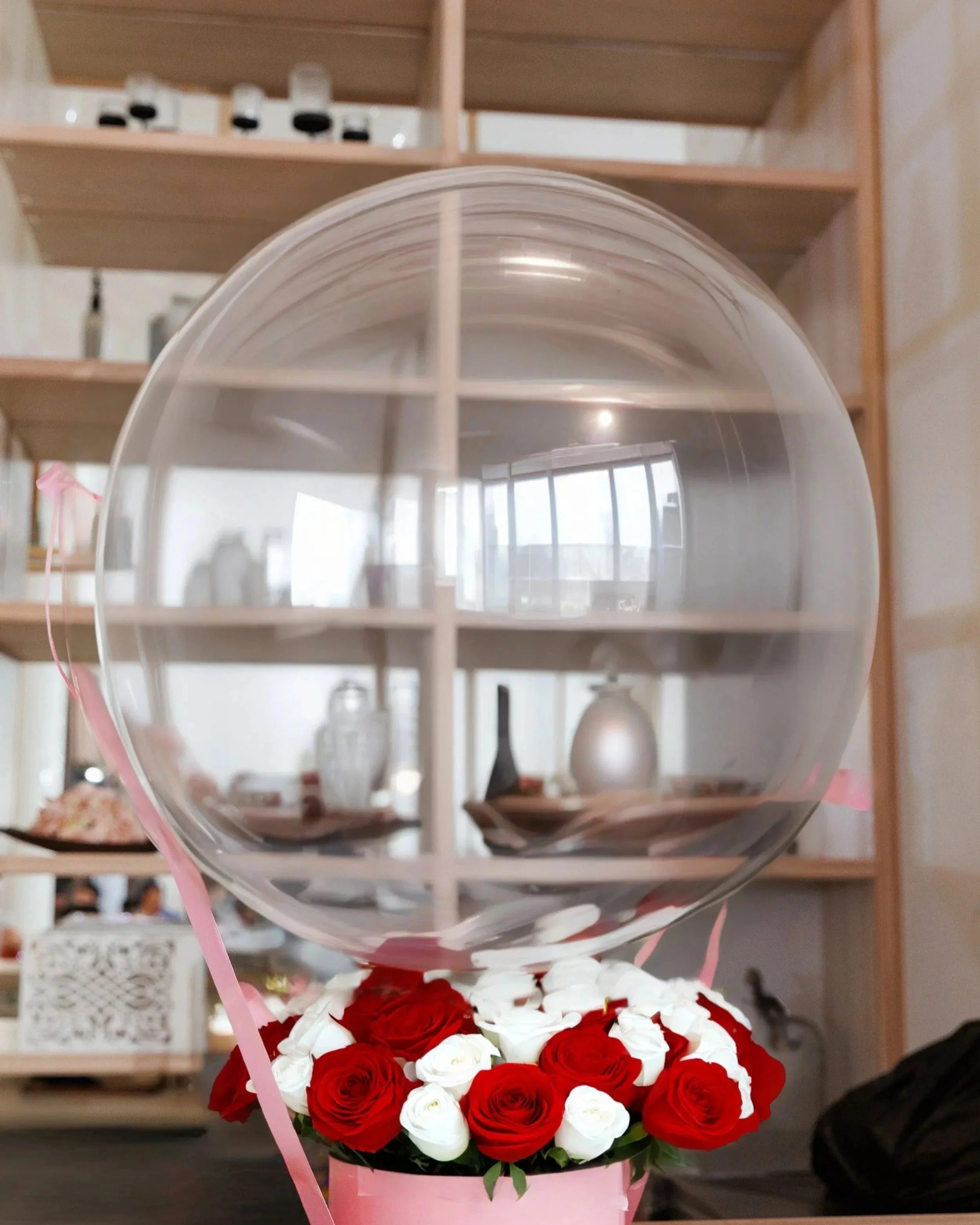 Bubble balloon with flower box