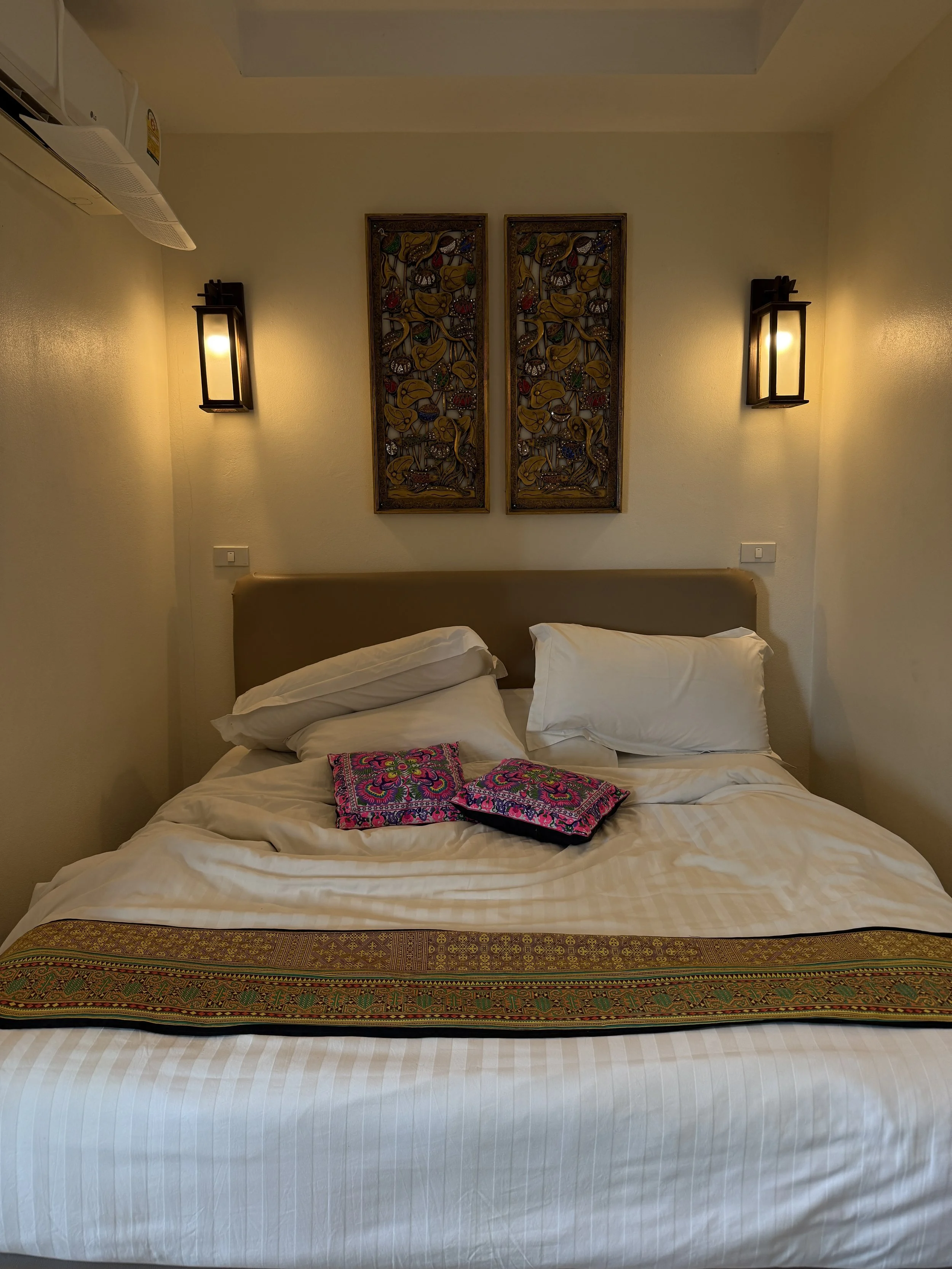 Suan Dok Gate Guesthouse (Chiang Mai, Thailand)