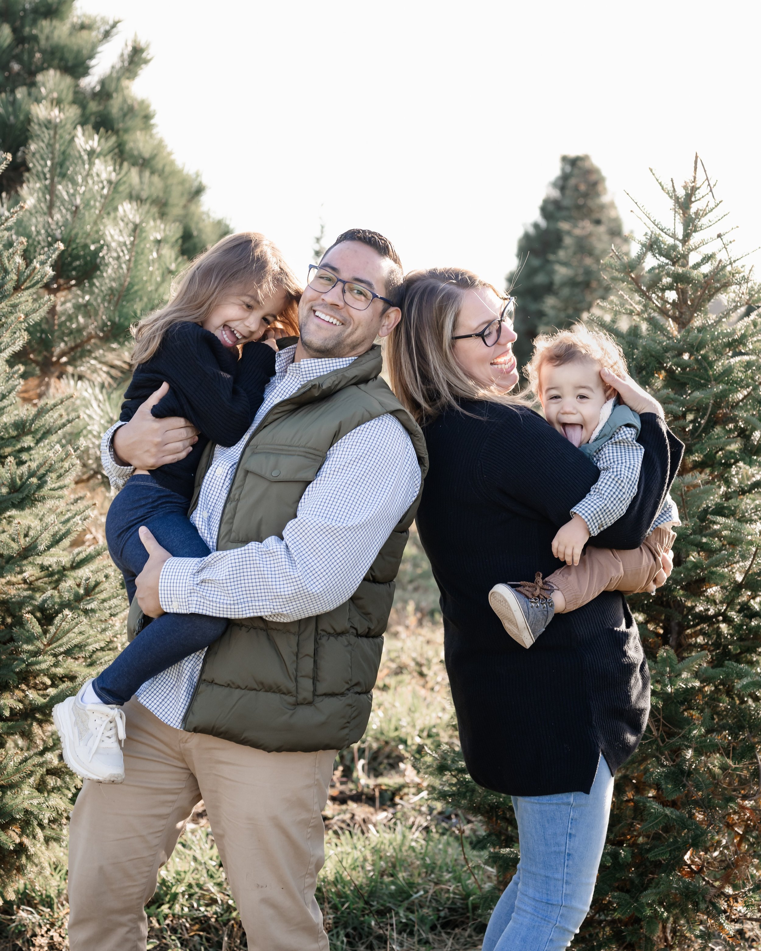 Three Tree Farm Mini spots are still available! 🌲

Holiday Minis may be short, but that doesn't mean we're spending the whole time trying to get everyone to look at me and smile.

We'll get that photograph, of course. (You've got a Christmas card to