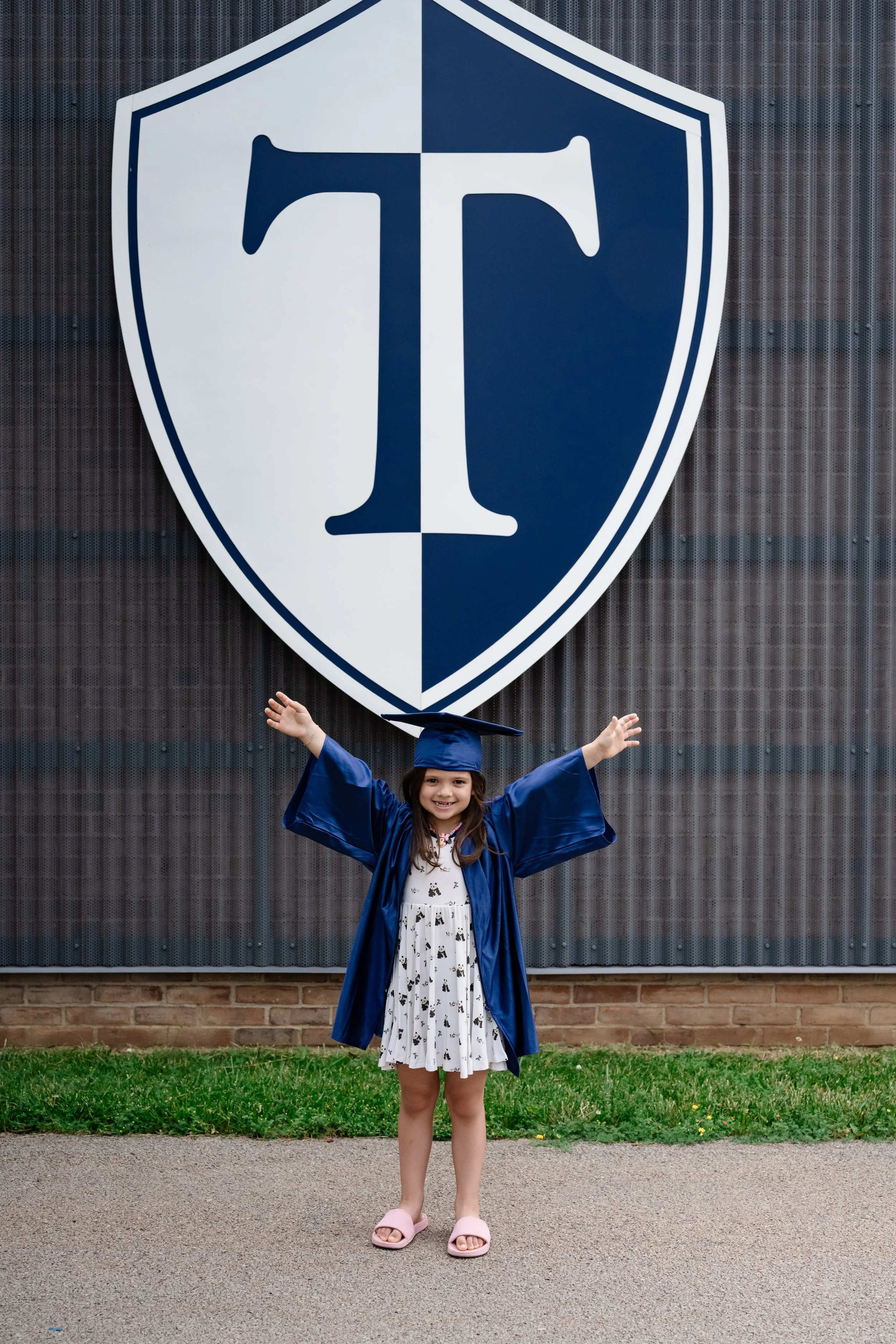 Mini-Grad-Portraits-3.jpg