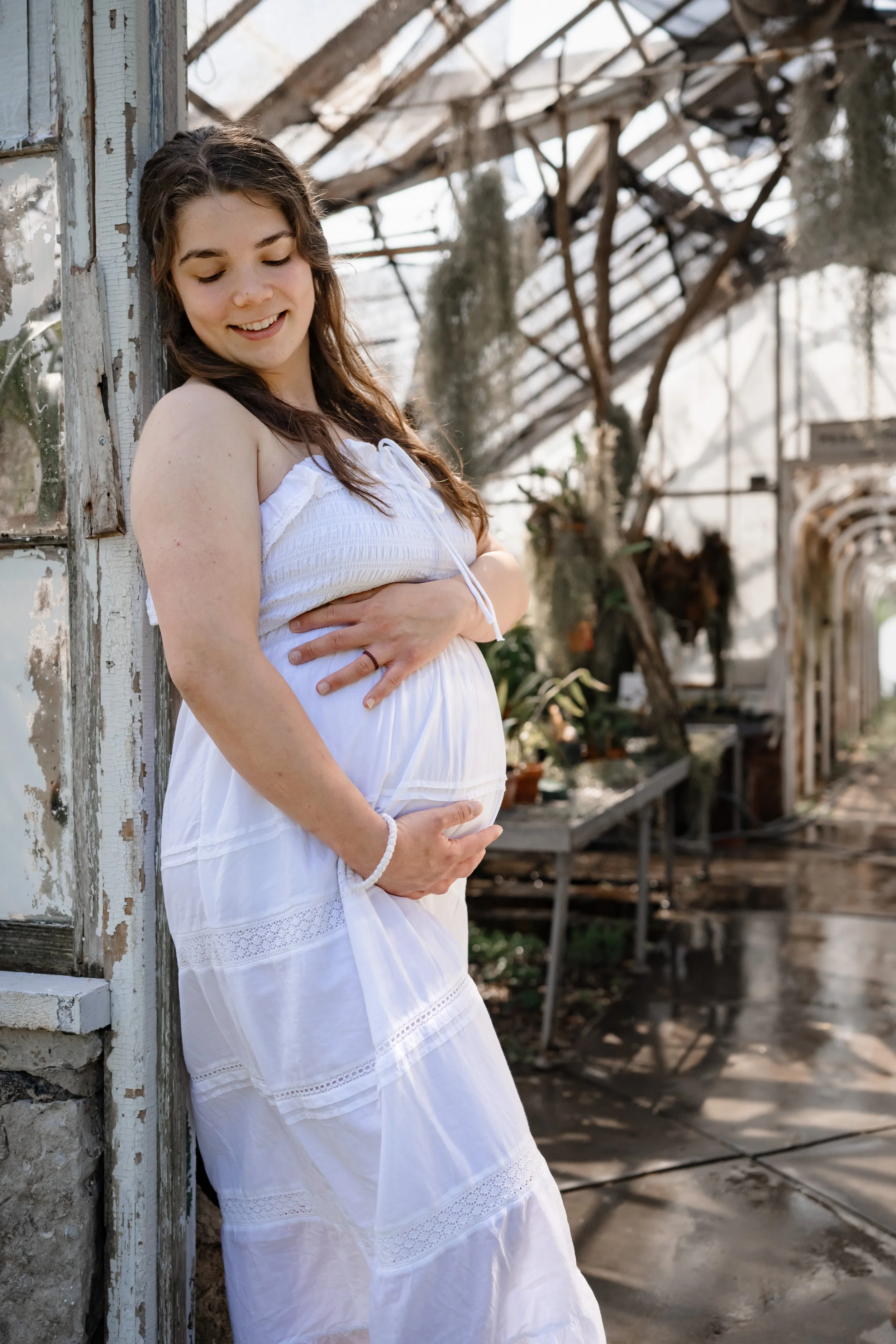 Tara-Maternity-Sneak-Peek-1.jpg