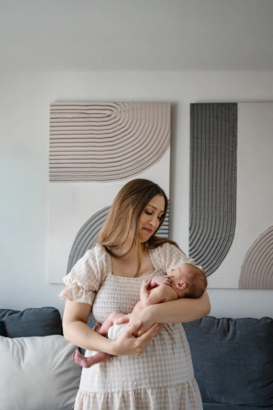 rochester-ny-newborn-photographer-in-home-session-12.jpg