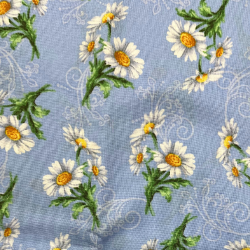 Blue Sky Daisies (2-Yd Cut)