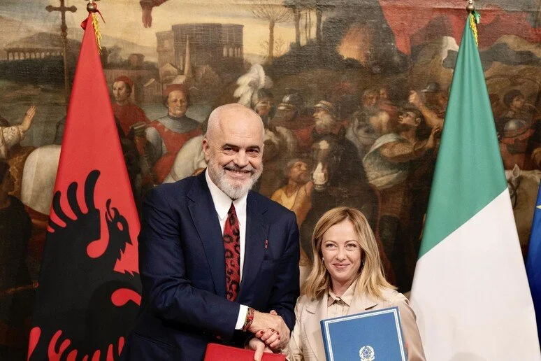 Origini e recenti sviluppi delle relazioni tra Italia e Albania: Due punti di vista, un’unica prospettiva
